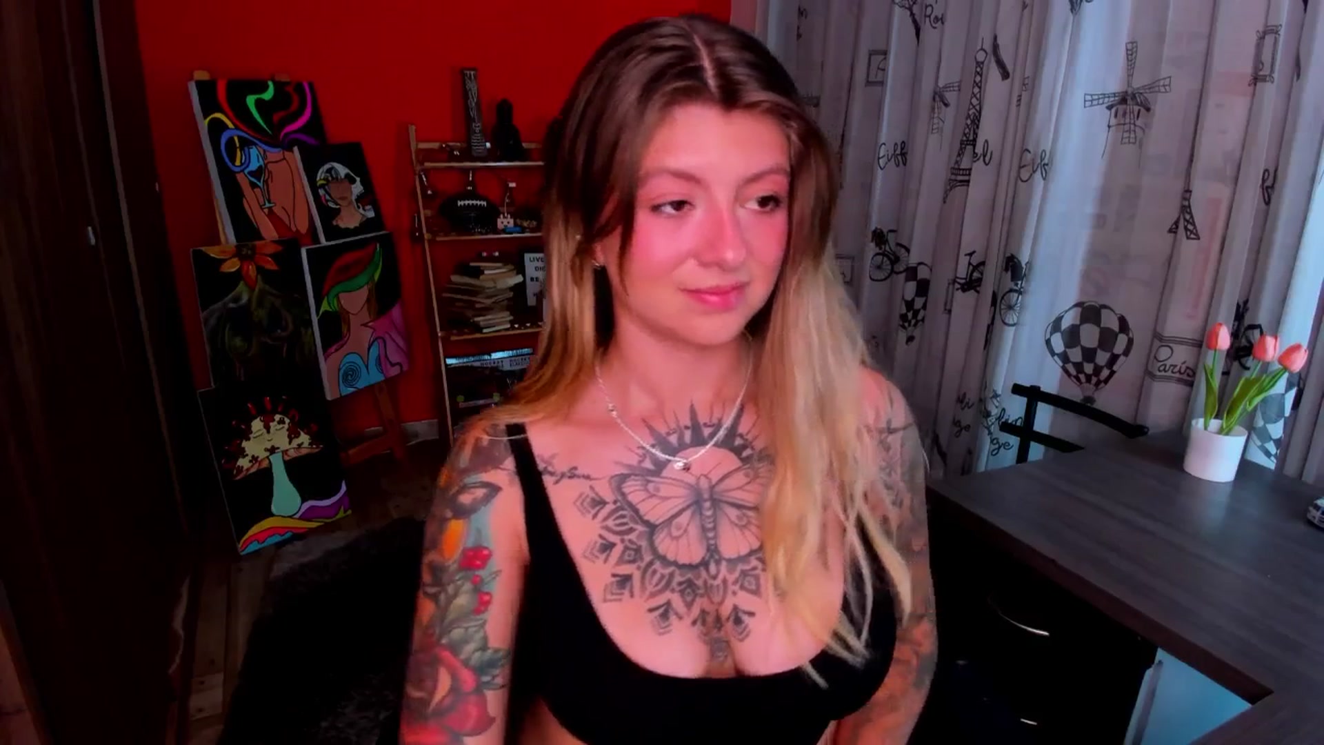 Gallery image thumbnail from Emmaa_hostt's myfreecams stream on, 07/08/2025, 24:06 image 3 of 20