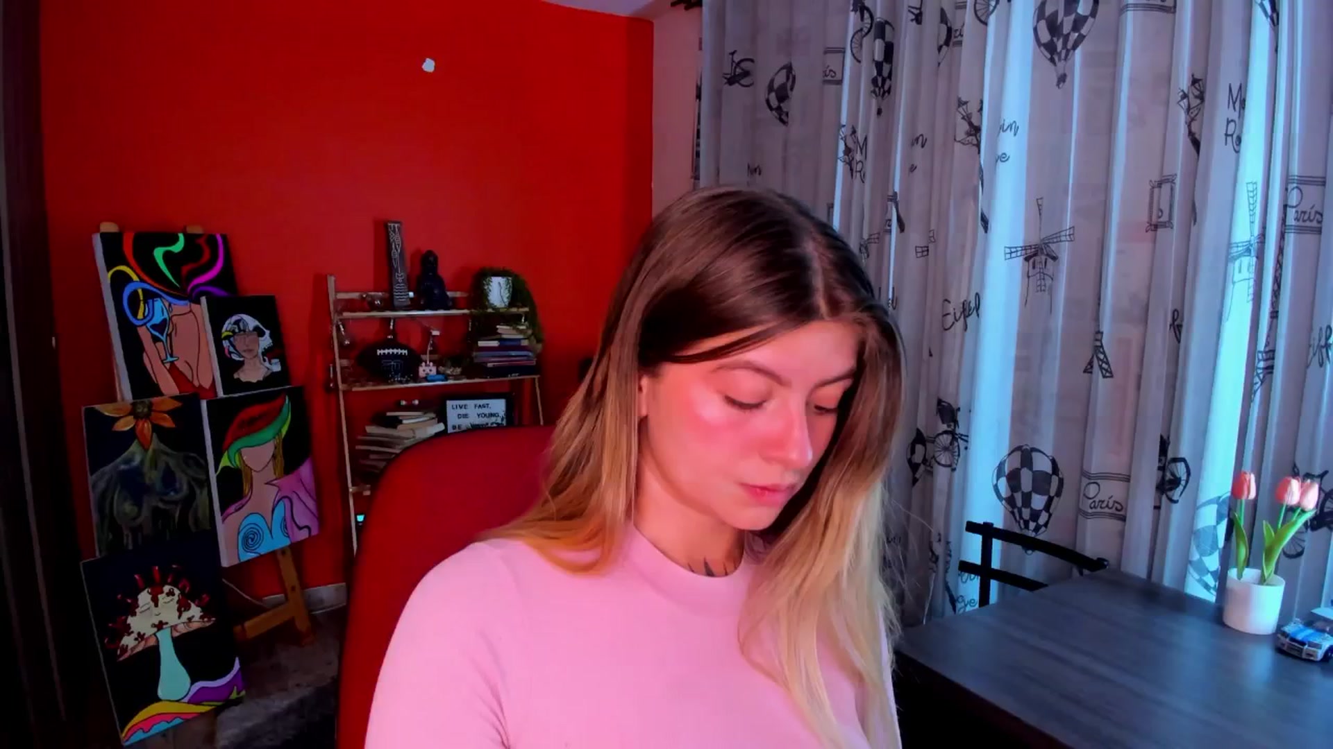Gallery image thumbnail from Emmaa_hostt's myfreecams stream on, 07/11/2025, 24:14 image 13 of 20