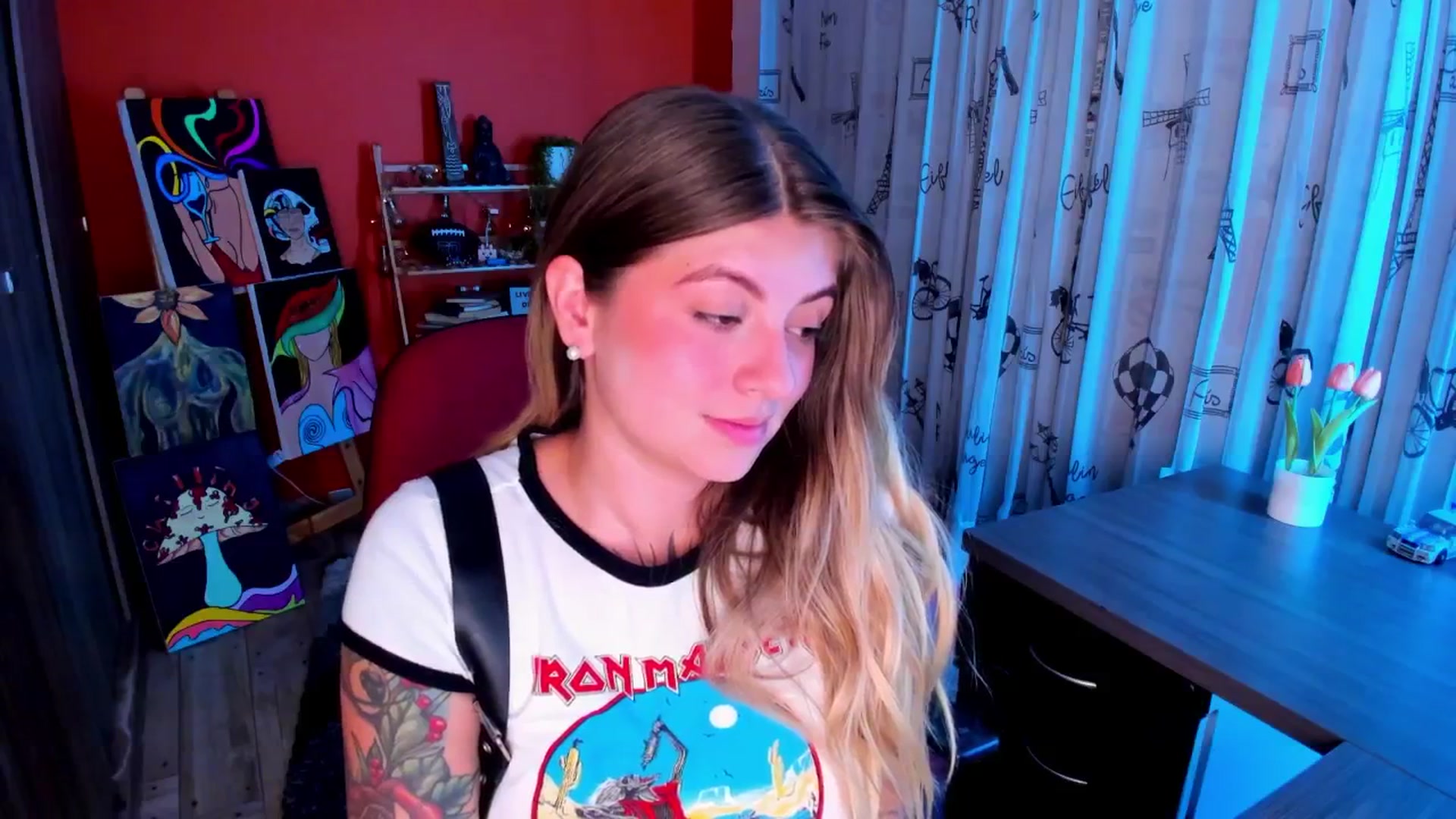 Gallery image thumbnail from Emmaa_hostt's myfreecams stream on, 07/13/2025, 03:34 image 13 of 20