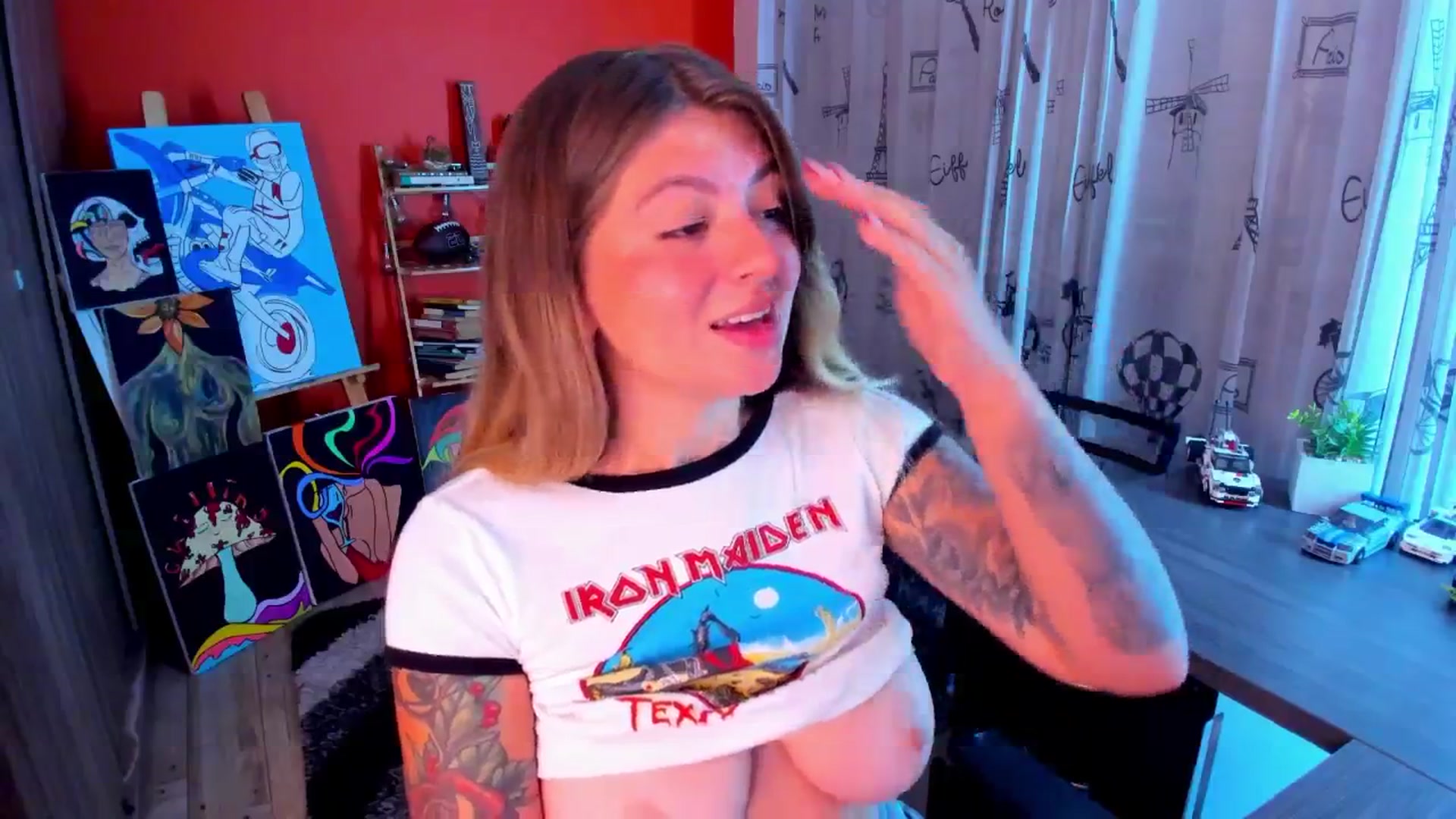 Gallery image thumbnail from Emmaa_hostt's myfreecams stream on, 08/08/2025, 02:18 image 17 of 20