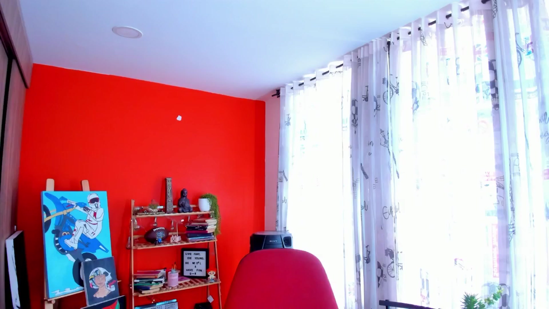 Gallery image thumbnail from Emmaa_hostt's myfreecams stream on, 08/24/2025, 20:10 image 13 of 20