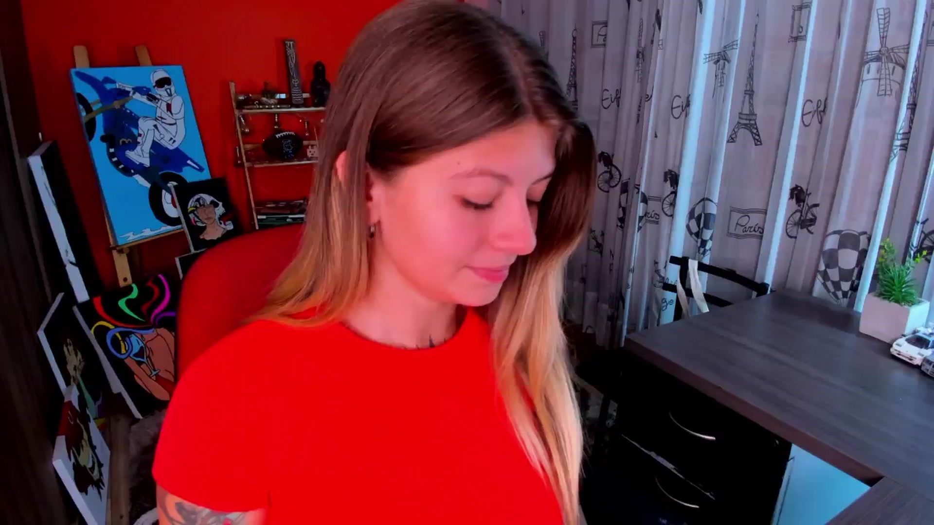 Gallery image thumbnail from Emmaa_hostt's myfreecams stream on, 08/26/2025, 02:10 image 16 of 20
