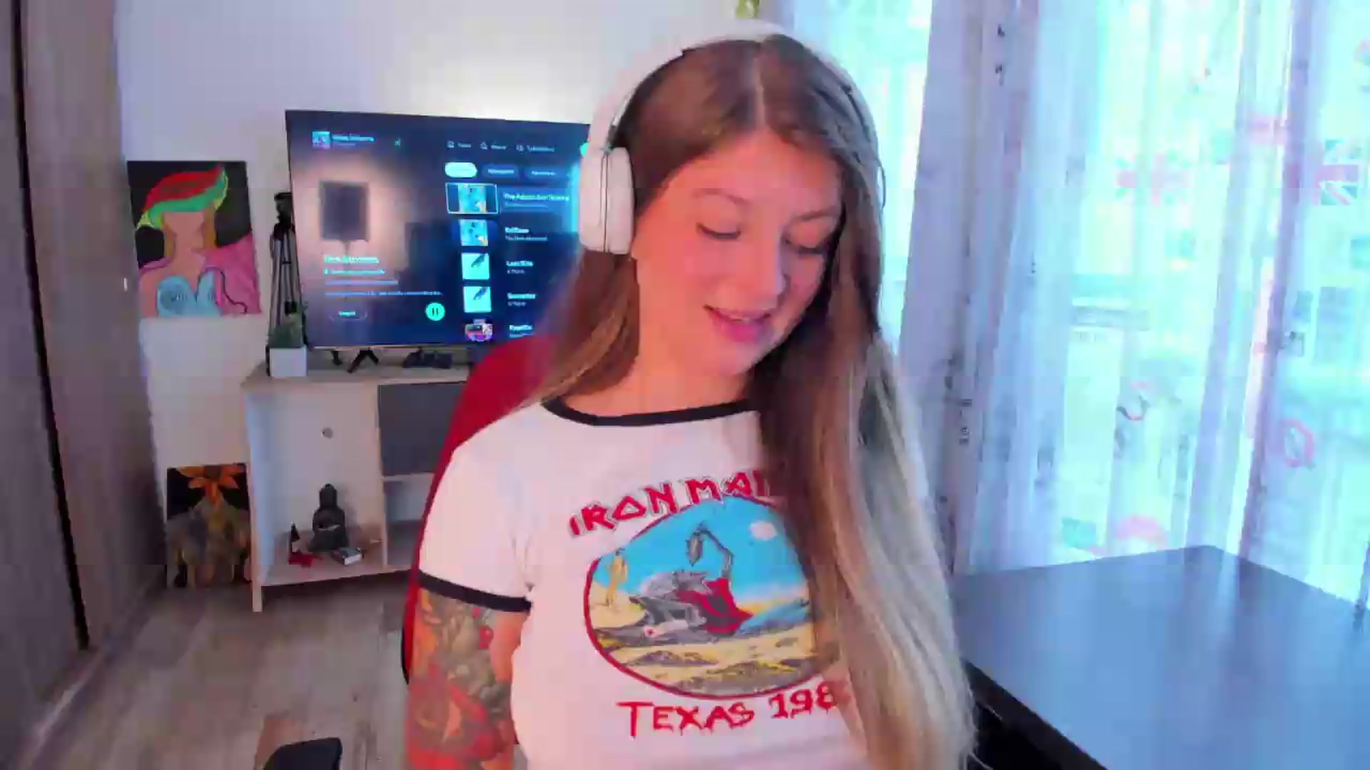Gallery image thumbnail from Emmaa_hostt's myfreecams stream on, 08/09/2026, 19:55 image 1 of 20