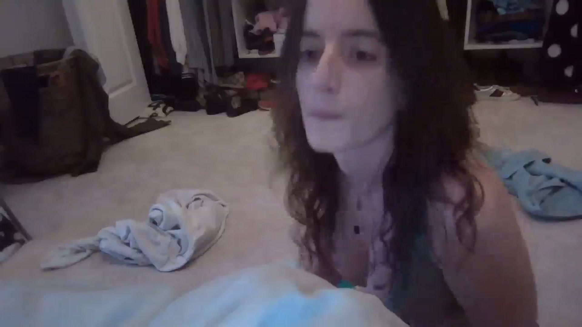Gallery image thumbnail from EmmalineLime's myfreecams stream on, 04/07/2024, 24:37 image 11 of 20