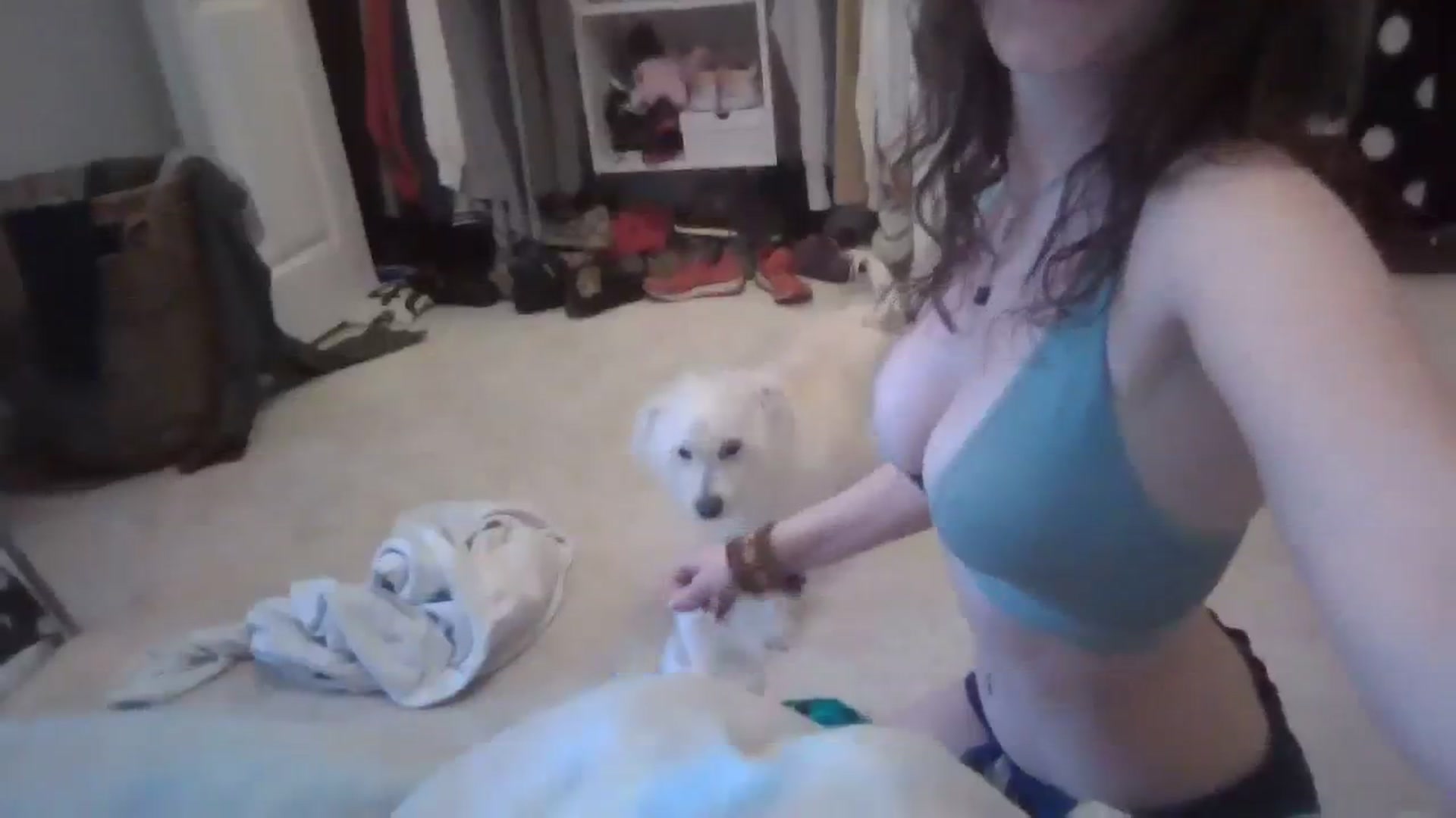 Gallery image thumbnail from EmmalineLime's myfreecams stream on, 04/07/2024, 24:37 image 5 of 20