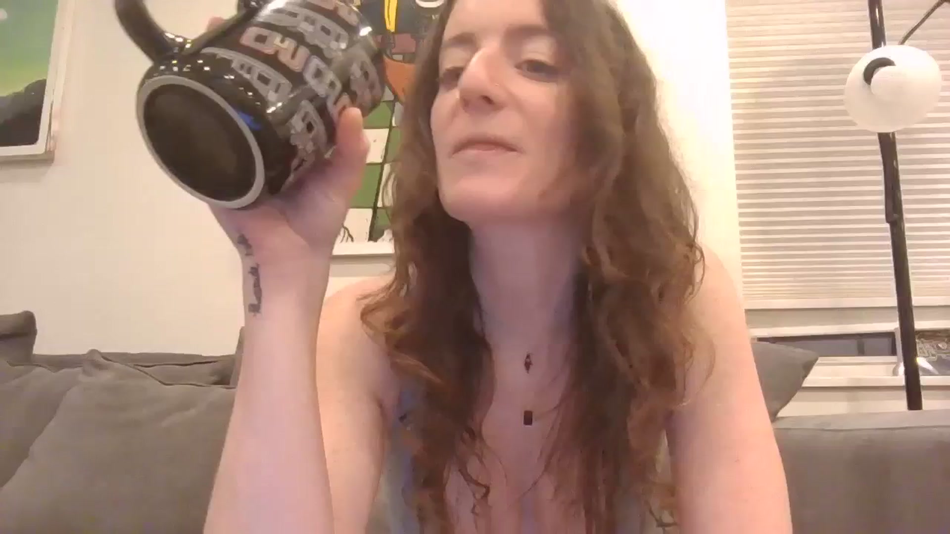 Gallery image thumbnail from EmmalineLime's myfreecams stream on, 04/07/2024, 24:37 image 18 of 20