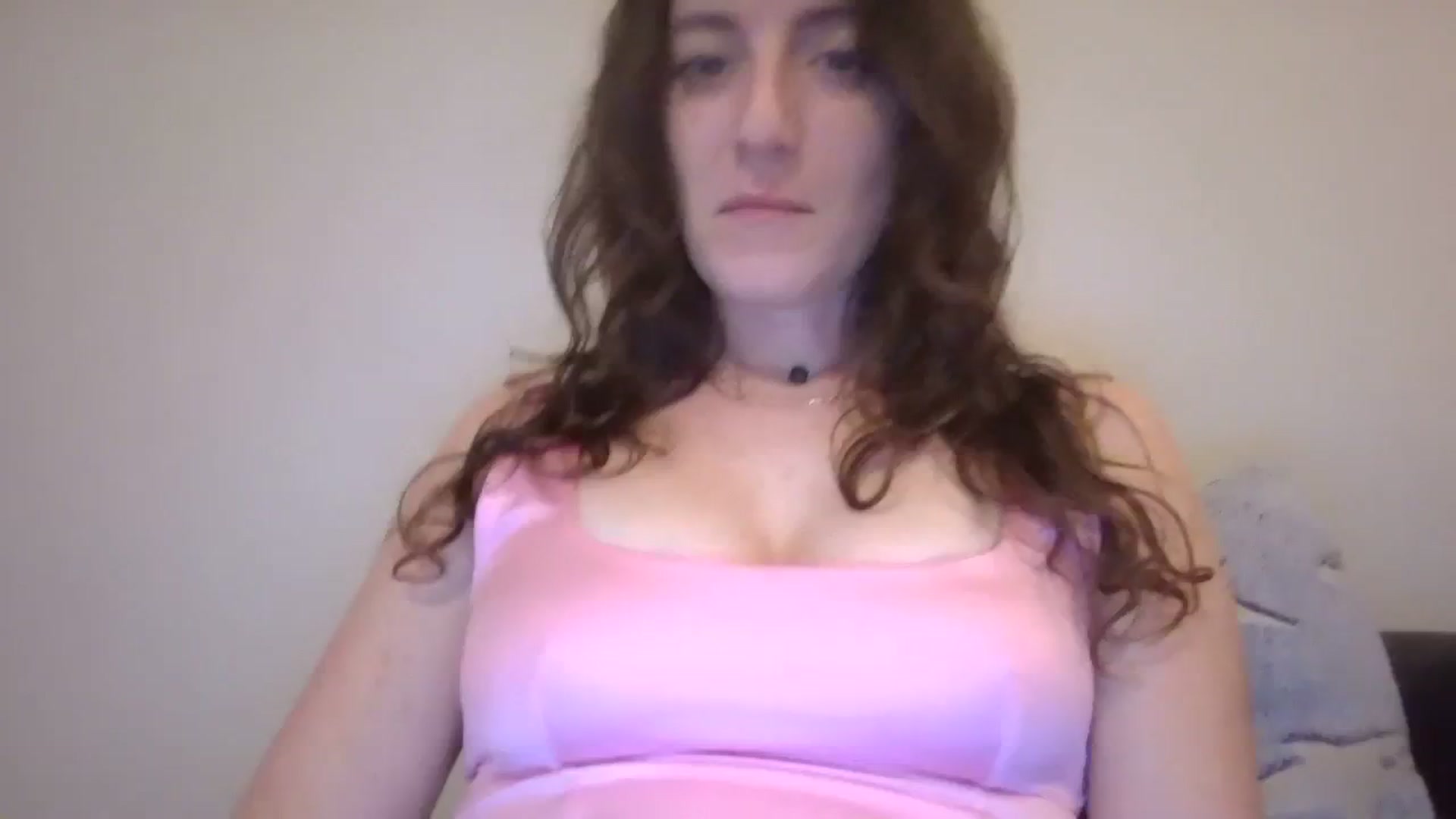 Gallery image thumbnail from EmmalineLime's myfreecams stream on, 04/11/2024, 07:43 image 5 of 20
