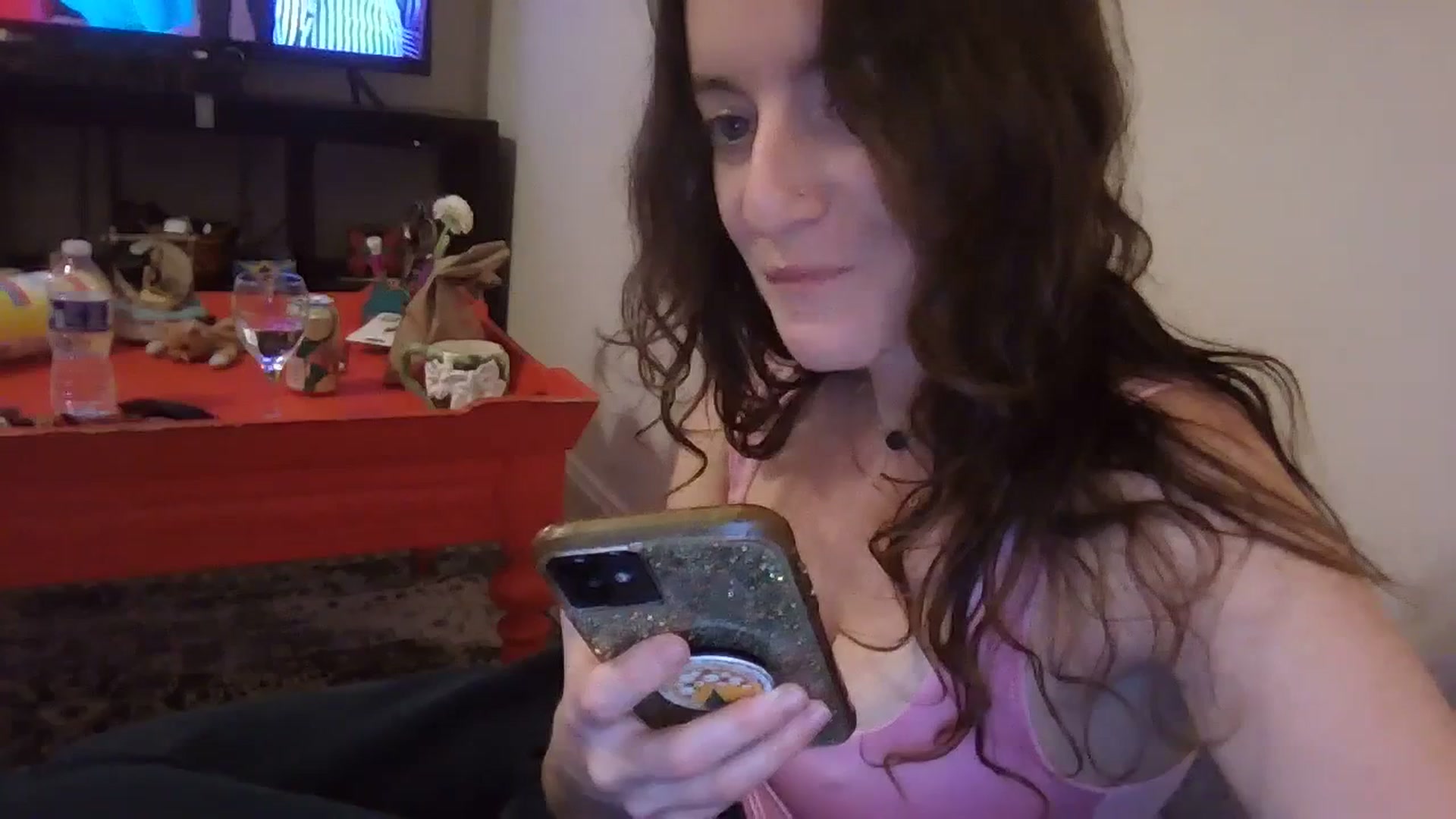 Gallery image thumbnail from EmmalineLime's myfreecams stream on, 04/11/2024, 07:43 image 11 of 20