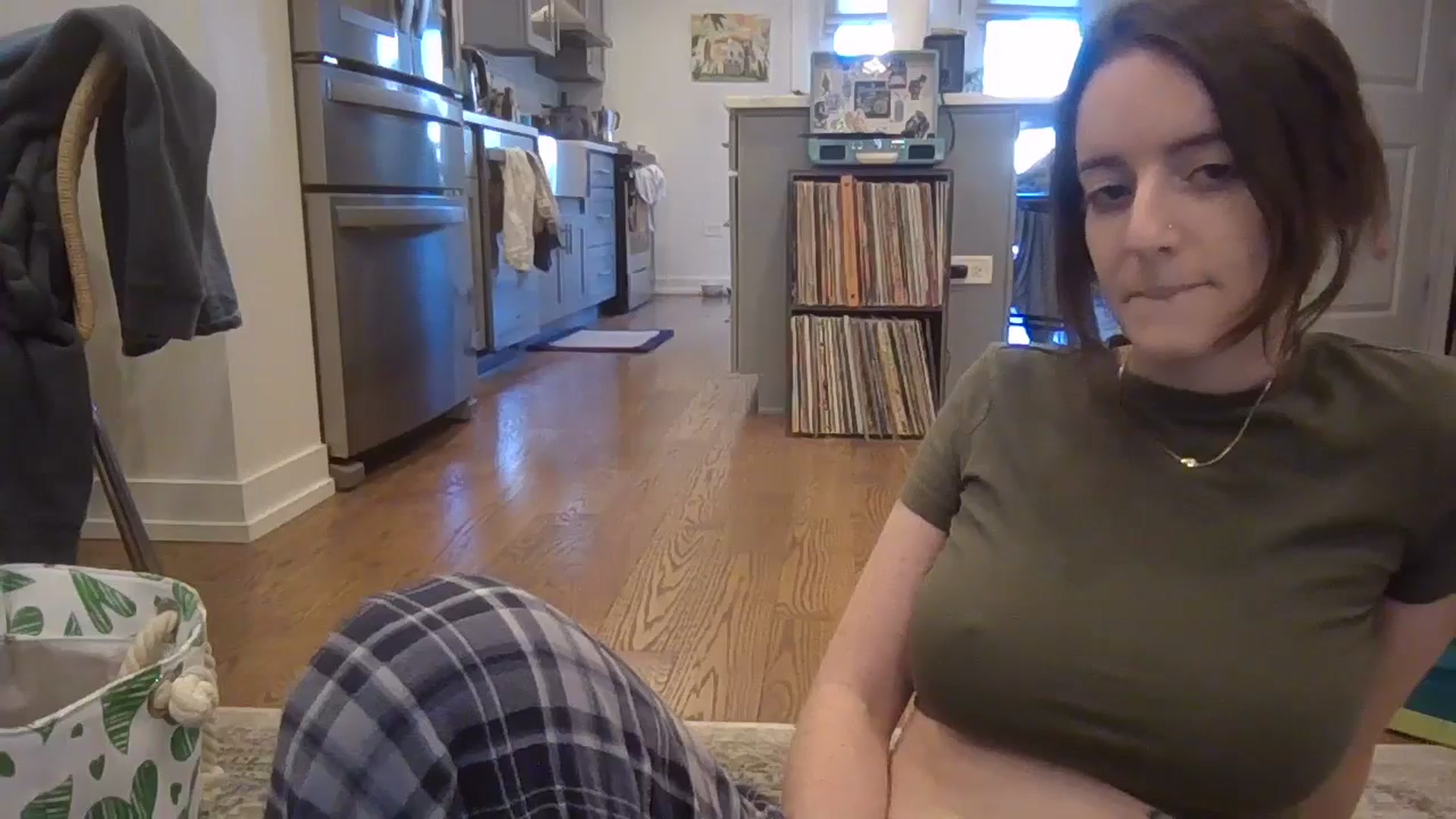 Gallery image thumbnail from EmmalineLime's myfreecams stream on, 04/25/2024, 20:23 image 11 of 20