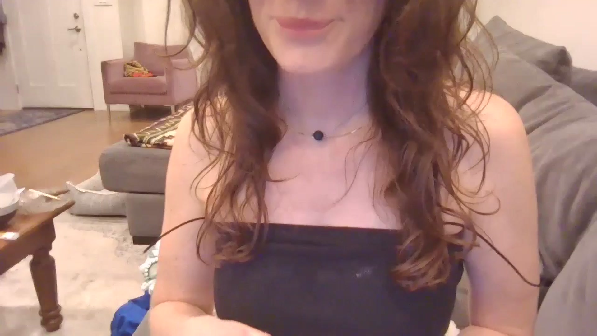 Gallery image thumbnail from EmmalineLime's myfreecams stream on, 04/28/2024, 08:41 image 3 of 20