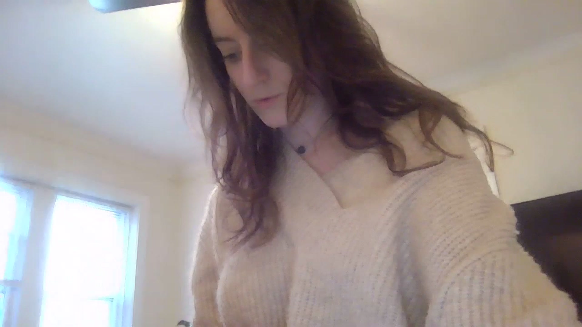 Gallery image thumbnail from EmmalineLime's myfreecams stream on, 05/05/2024, 22:39 image 4 of 20
