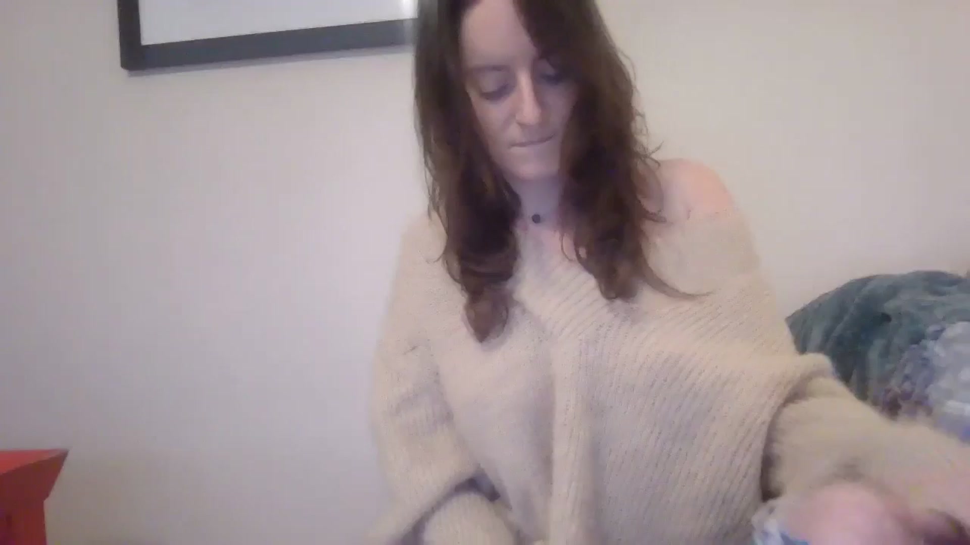 Gallery image thumbnail from EmmalineLime's myfreecams stream on, 05/05/2024, 22:39 image 13 of 20
