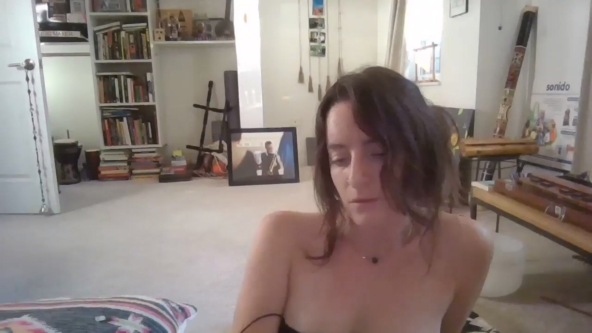 Gallery image thumbnail from EmmalineLime's myfreecams stream on, 05/08/2024, 24:24 image 13 of 20