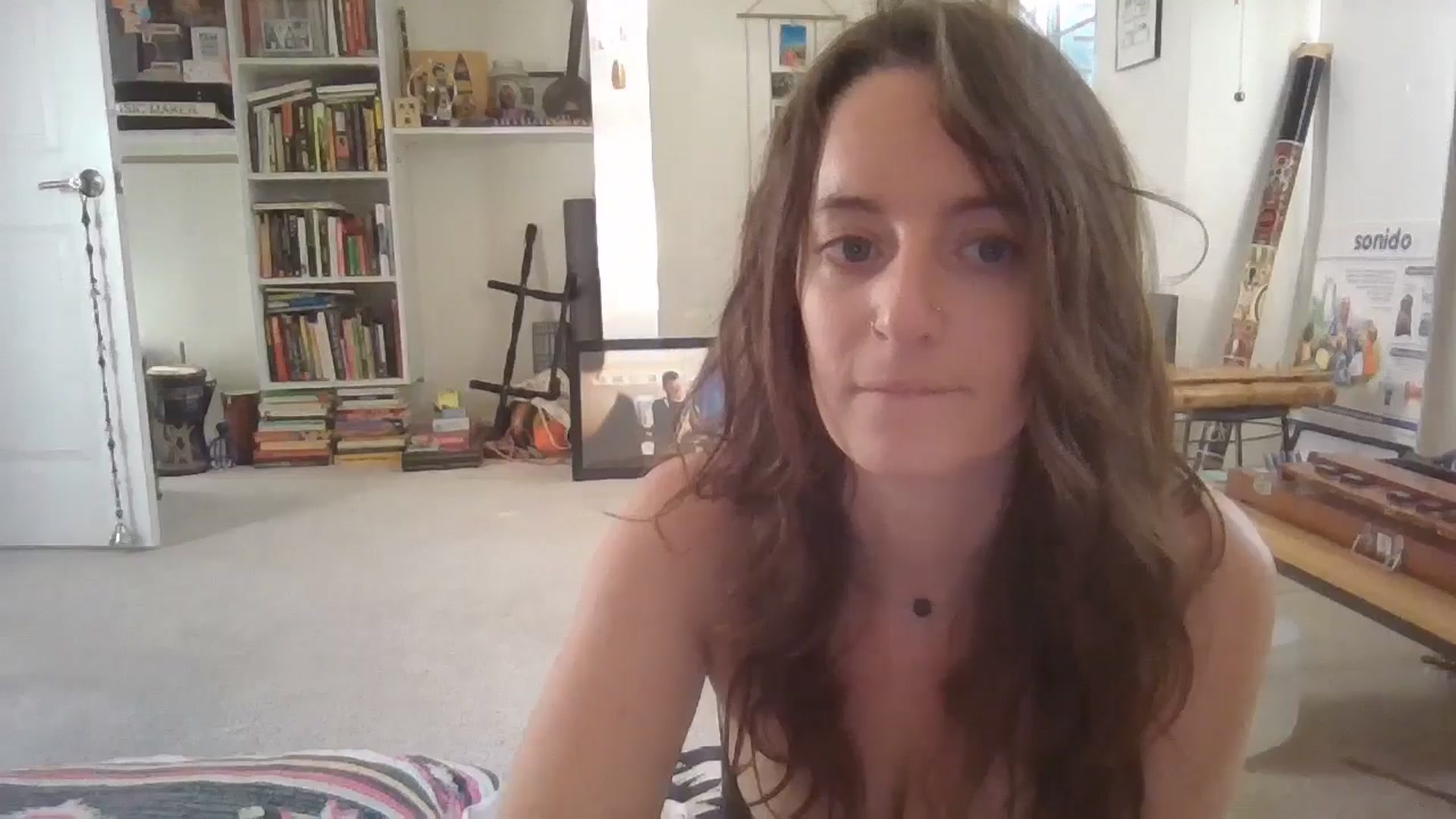 Gallery image thumbnail from EmmalineLime's myfreecams stream on, 05/08/2024, 24:24 image 9 of 20