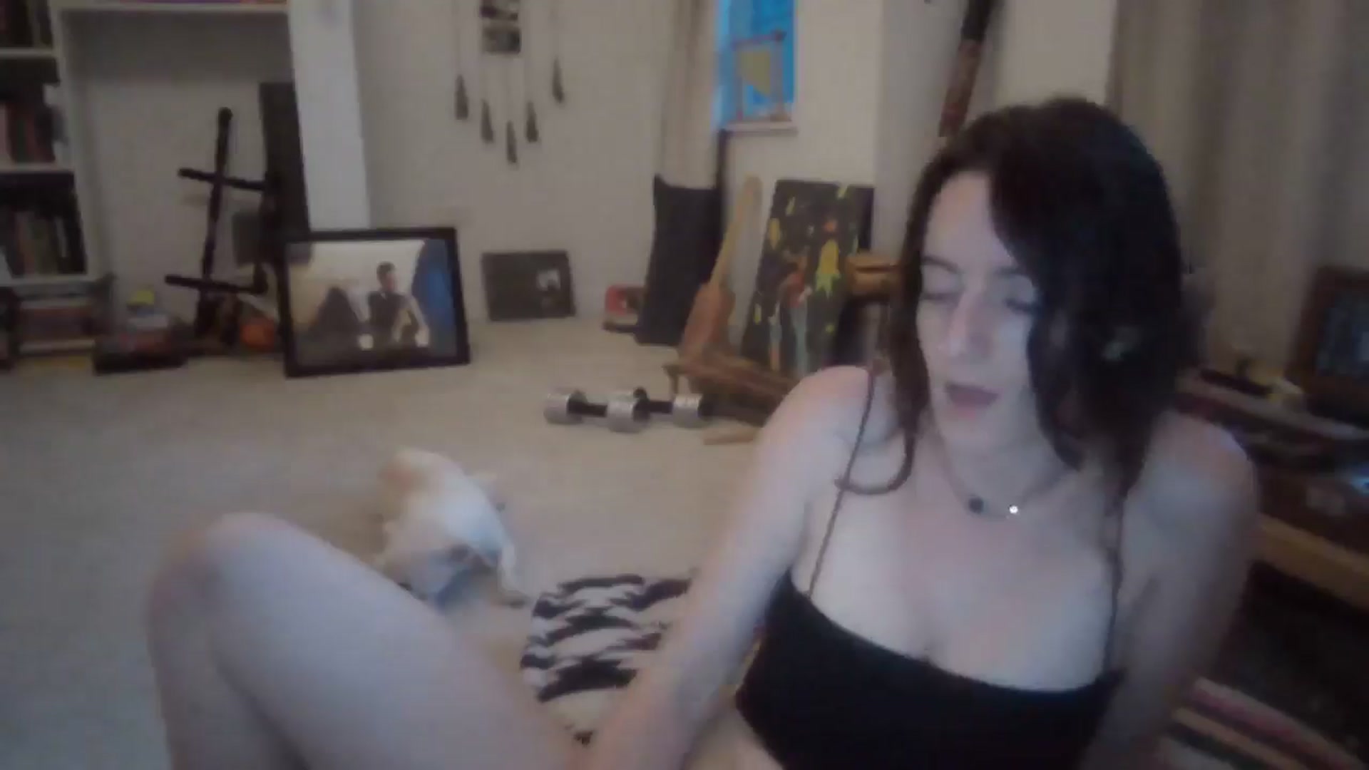 Gallery image thumbnail from EmmalineLime's myfreecams stream on, 05/08/2024, 01:15 image 5 of 20