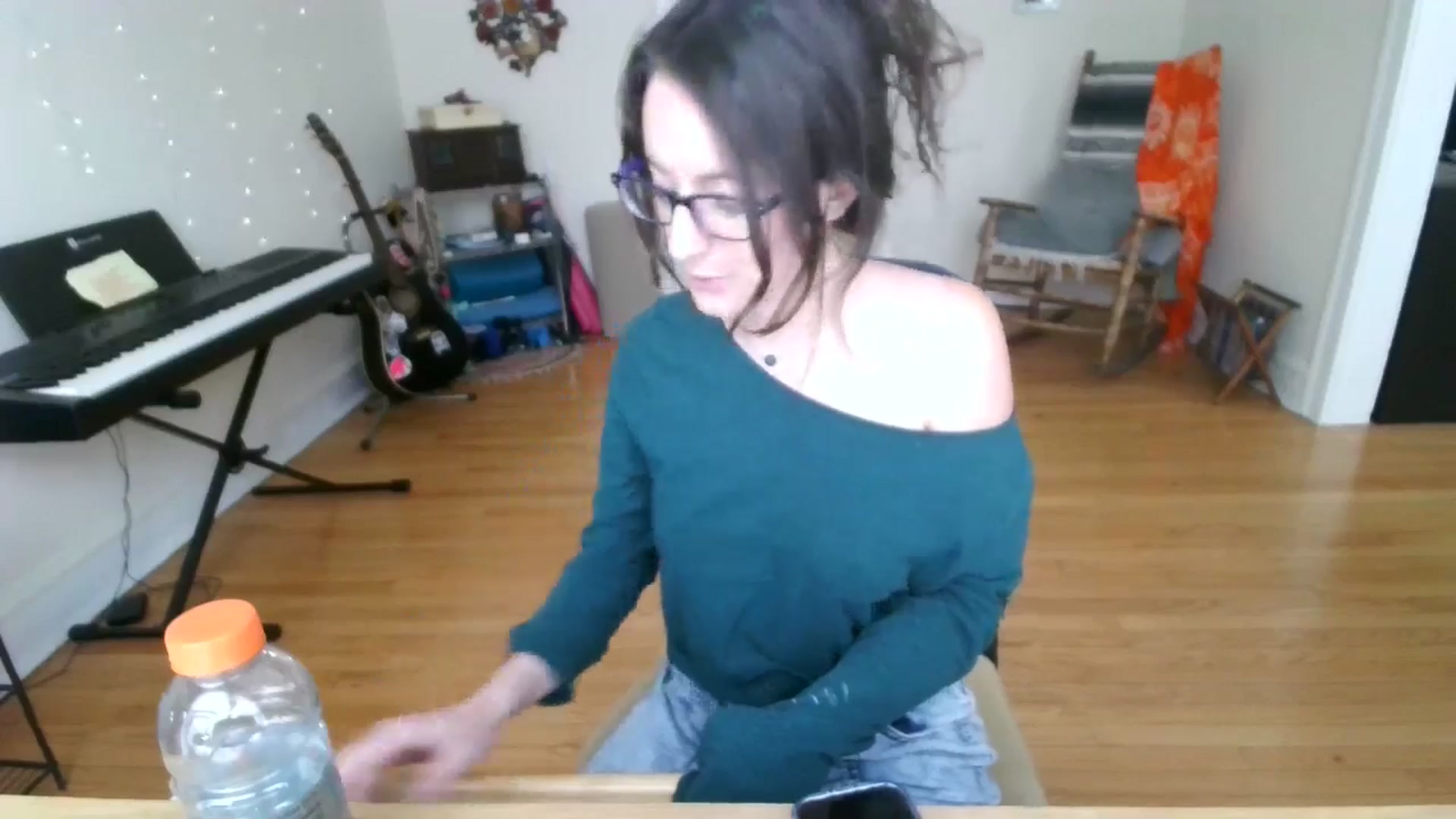 Gallery image thumbnail from EmmalineLime's myfreecams stream on, 05/14/2024, 20:21 image 16 of 20