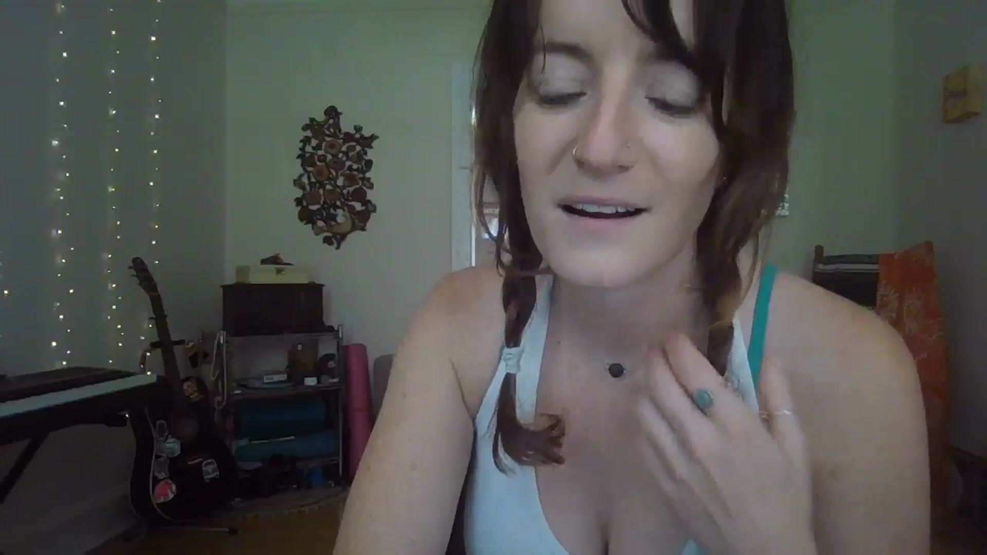 Gallery image thumbnail from EmmalineLime's myfreecams stream on, 06/30/2024, 20:15 image 14 of 20