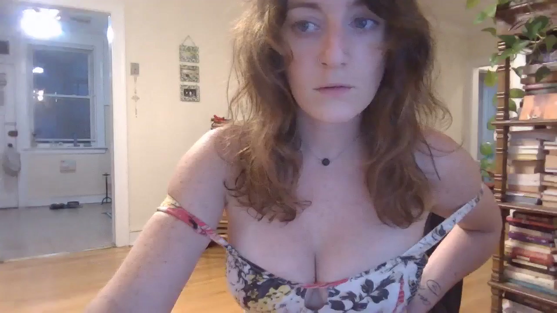 Gallery image thumbnail from EmmalineLime's myfreecams stream on, 07/15/2024, 24:58 image 7 of 20