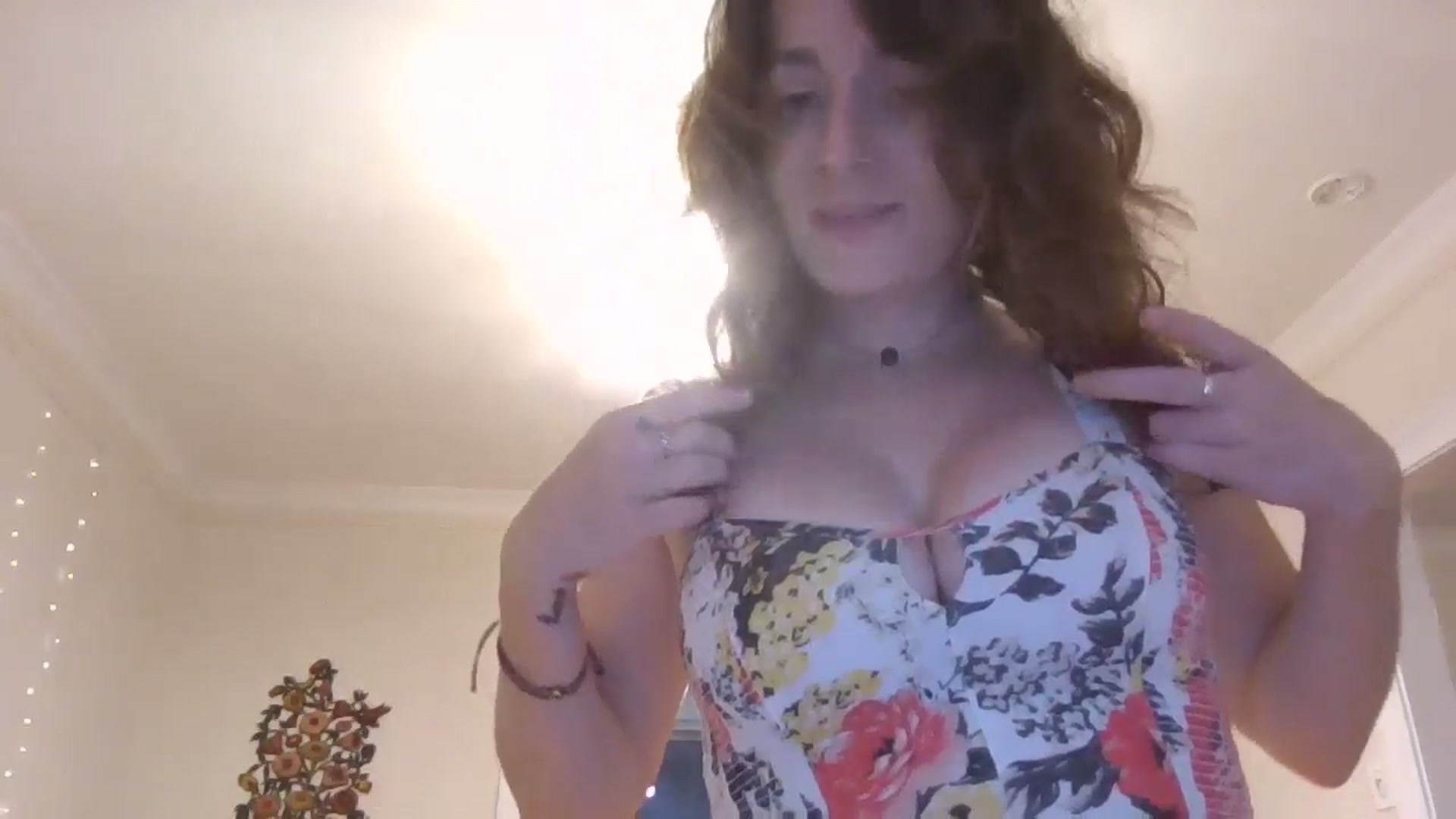 Gallery image thumbnail from EmmalineLime's myfreecams stream on, 07/15/2024, 24:58 image 18 of 20