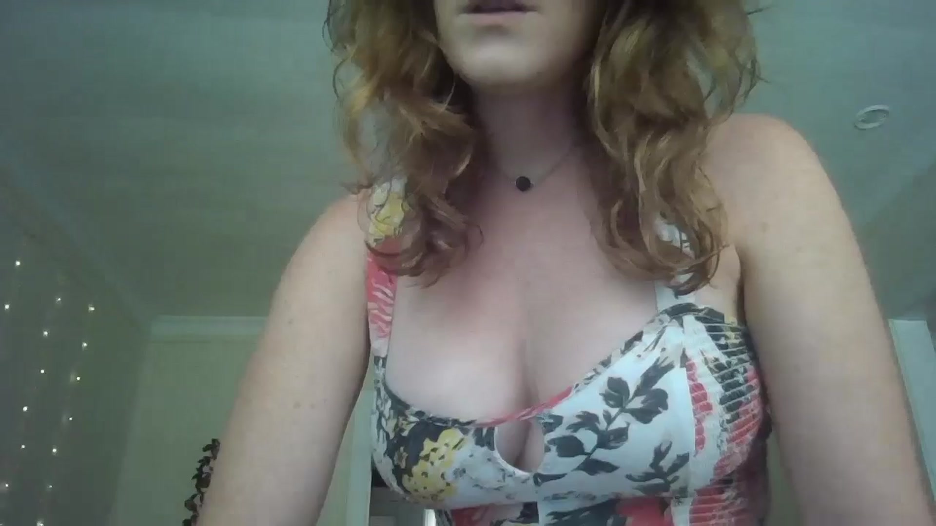 Gallery image thumbnail from EmmalineLime's myfreecams stream on, 07/27/2024, 20:42 image 18 of 20