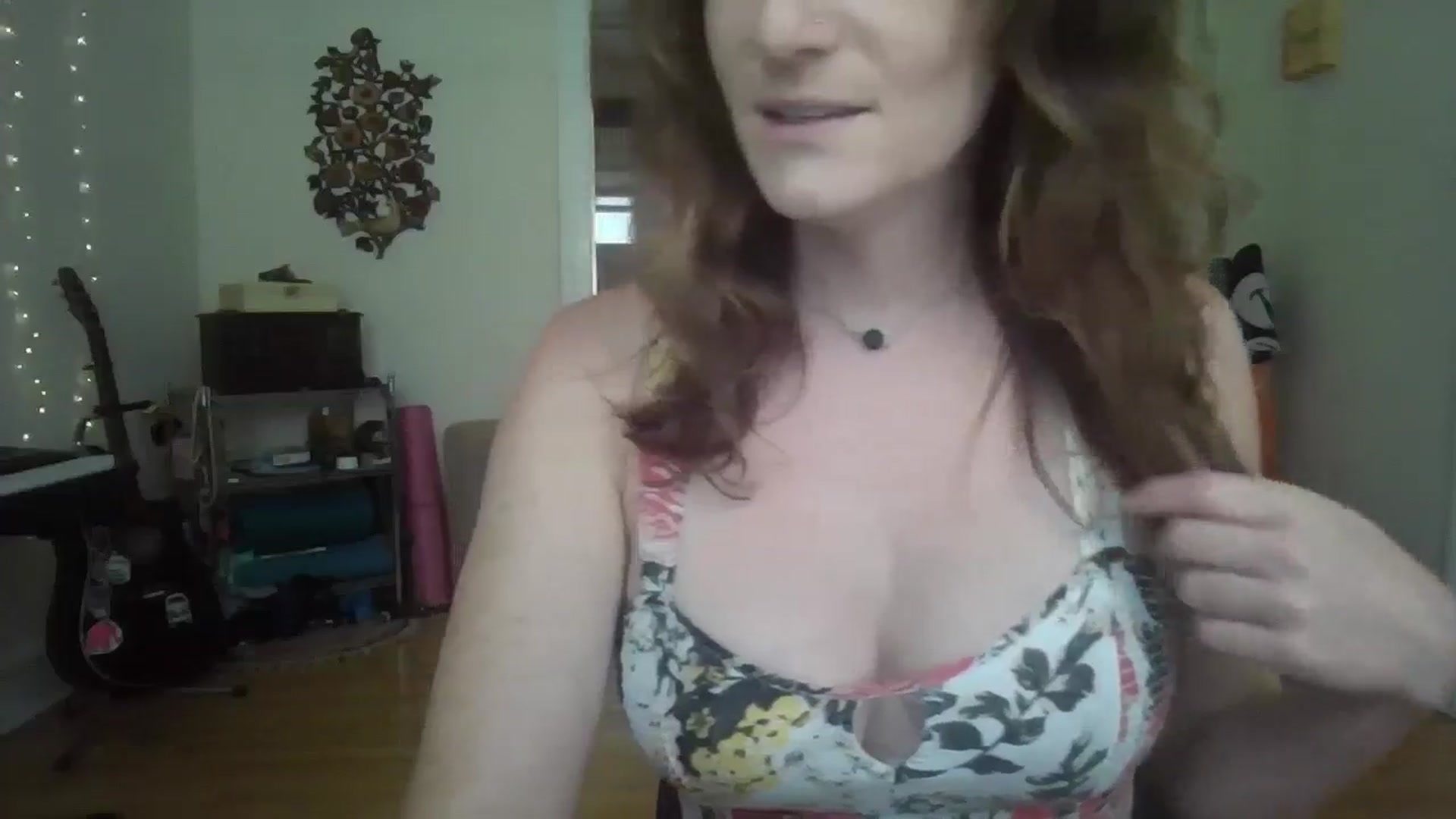 Gallery image thumbnail from EmmalineLime's myfreecams stream on, 07/27/2024, 20:42 image 16 of 20