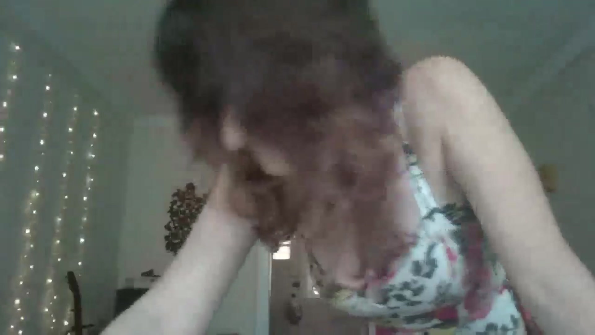 Gallery image thumbnail from EmmalineLime's myfreecams stream on, 07/27/2024, 23:26 image 5 of 20
