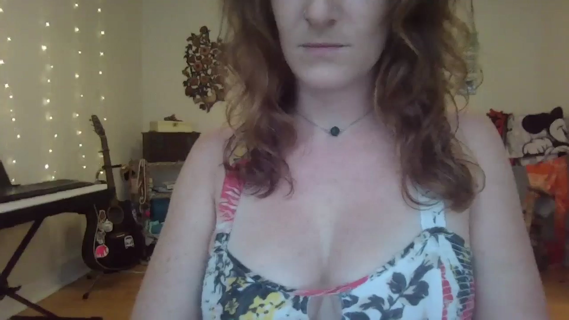 Gallery image thumbnail from EmmalineLime's myfreecams stream on, 07/27/2024, 23:26 image 10 of 20