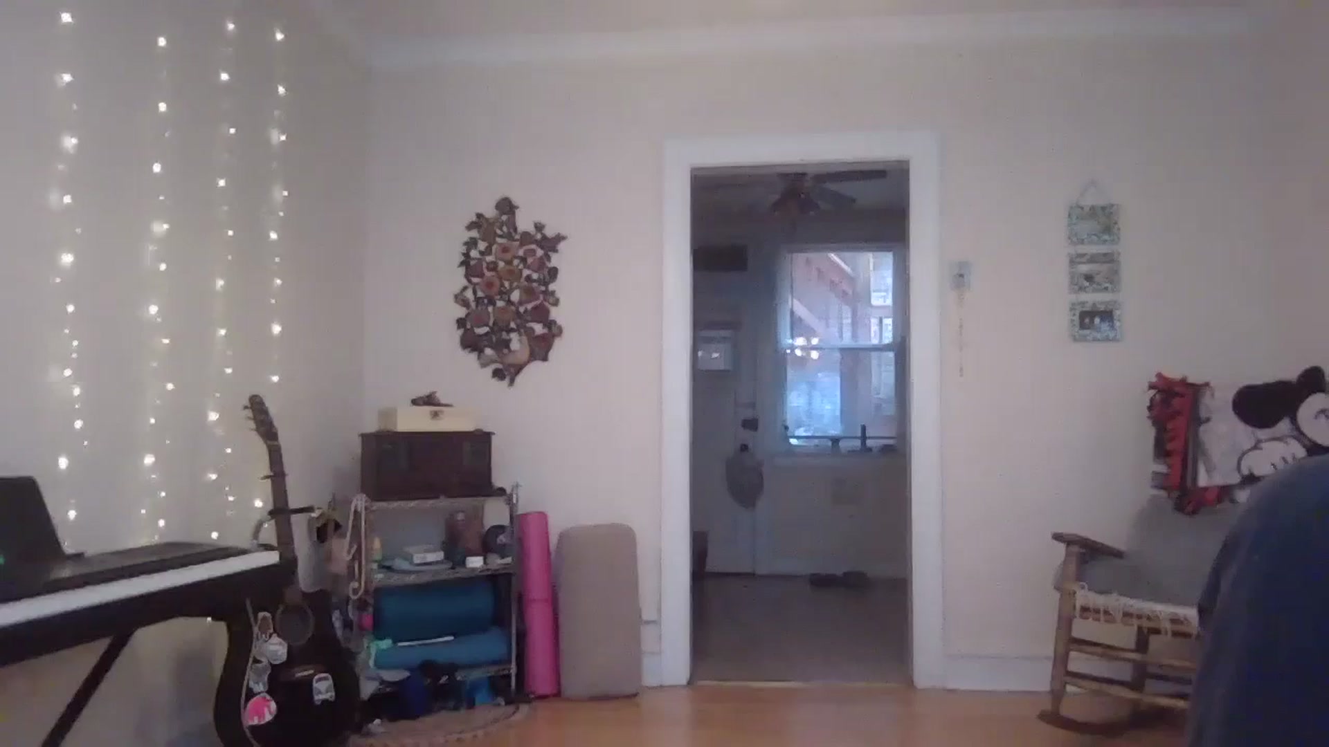 Gallery image thumbnail from EmmalineLime's myfreecams stream on, 07/27/2024, 23:26 image 16 of 20