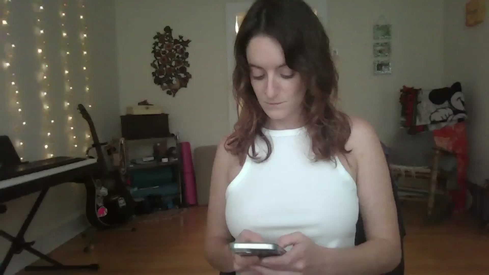 Gallery image thumbnail from EmmalineLime's myfreecams stream on, 07/30/2024, 22:59 image 15 of 20