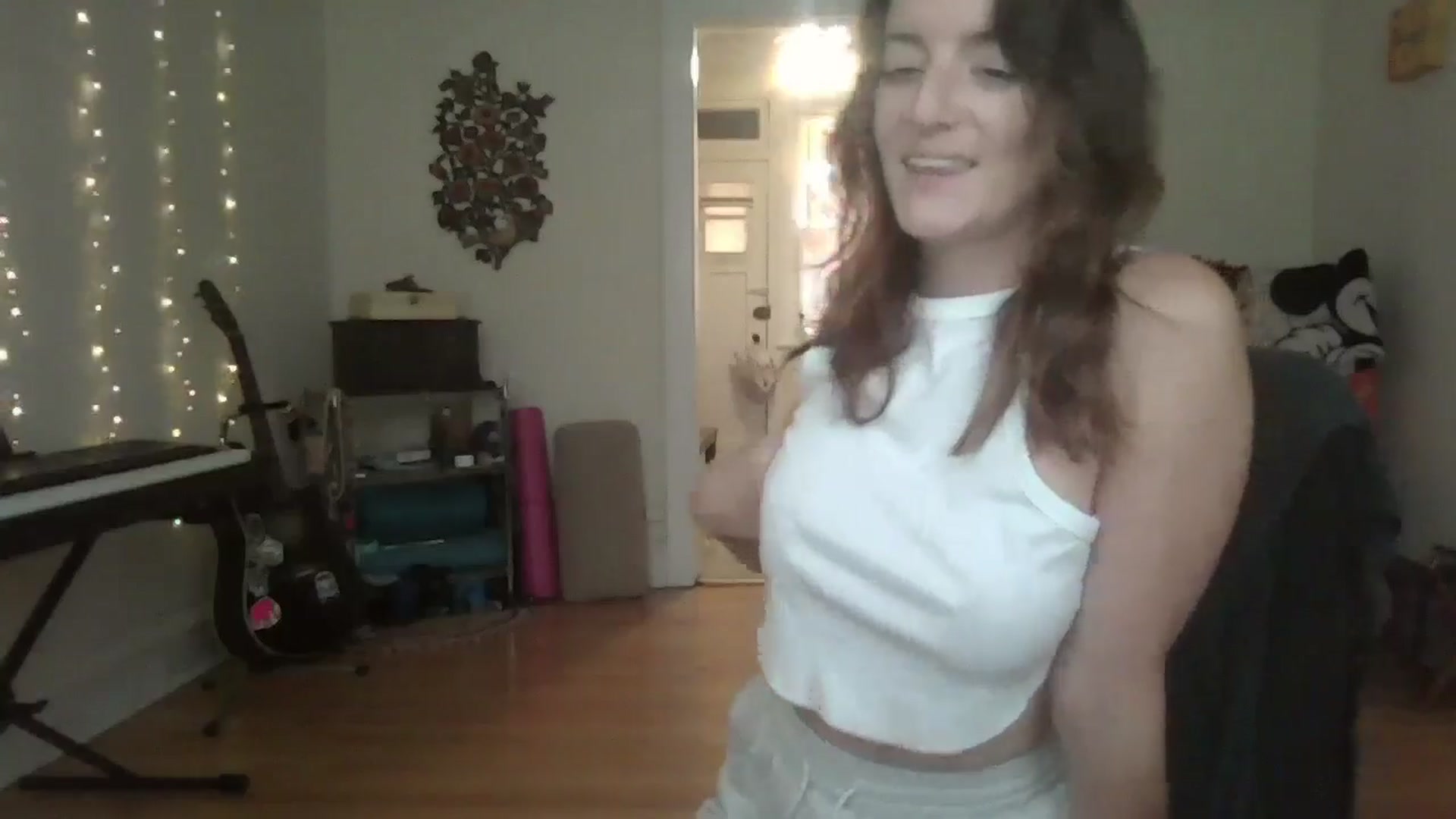 Gallery image thumbnail from EmmalineLime's myfreecams stream on, 07/30/2024, 22:59 image 12 of 20