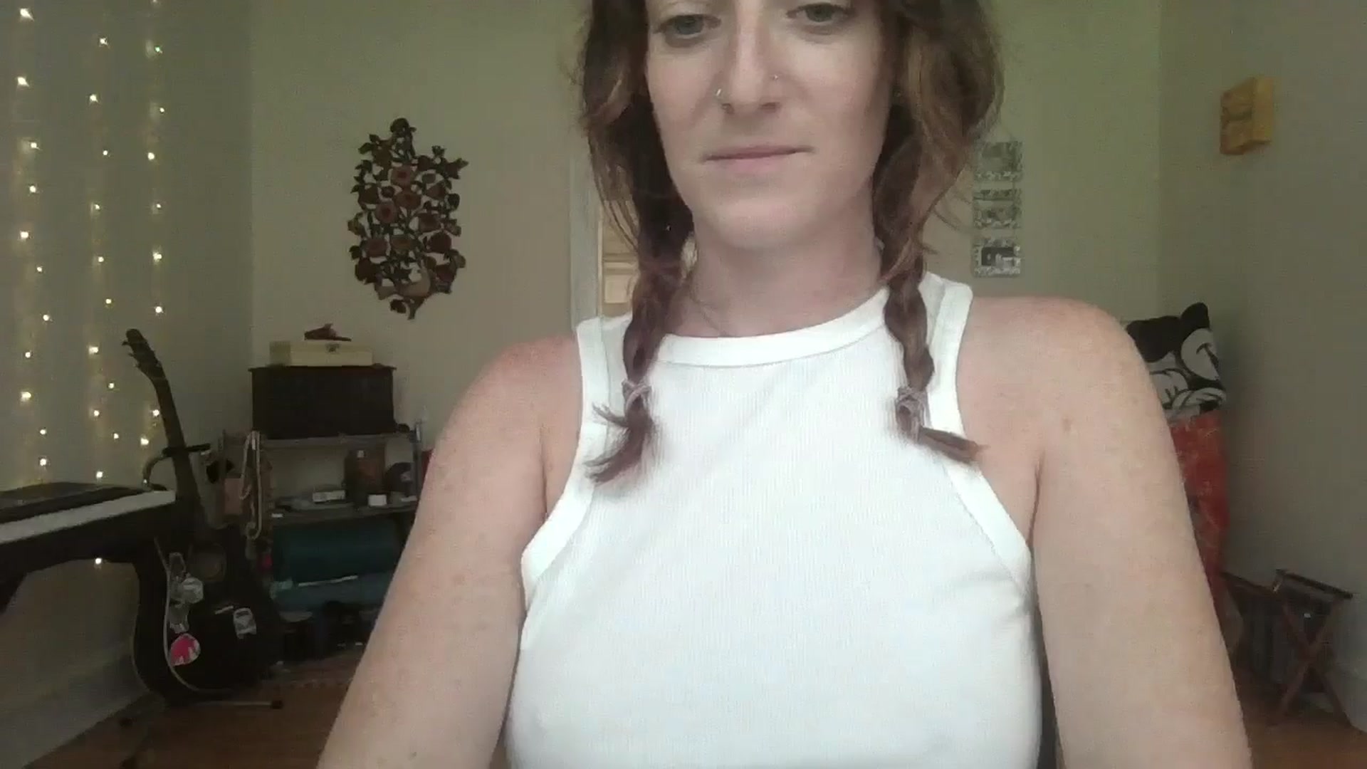 Gallery image thumbnail from EmmalineLime's myfreecams stream on, 07/30/2024, 22:59 image 4 of 20