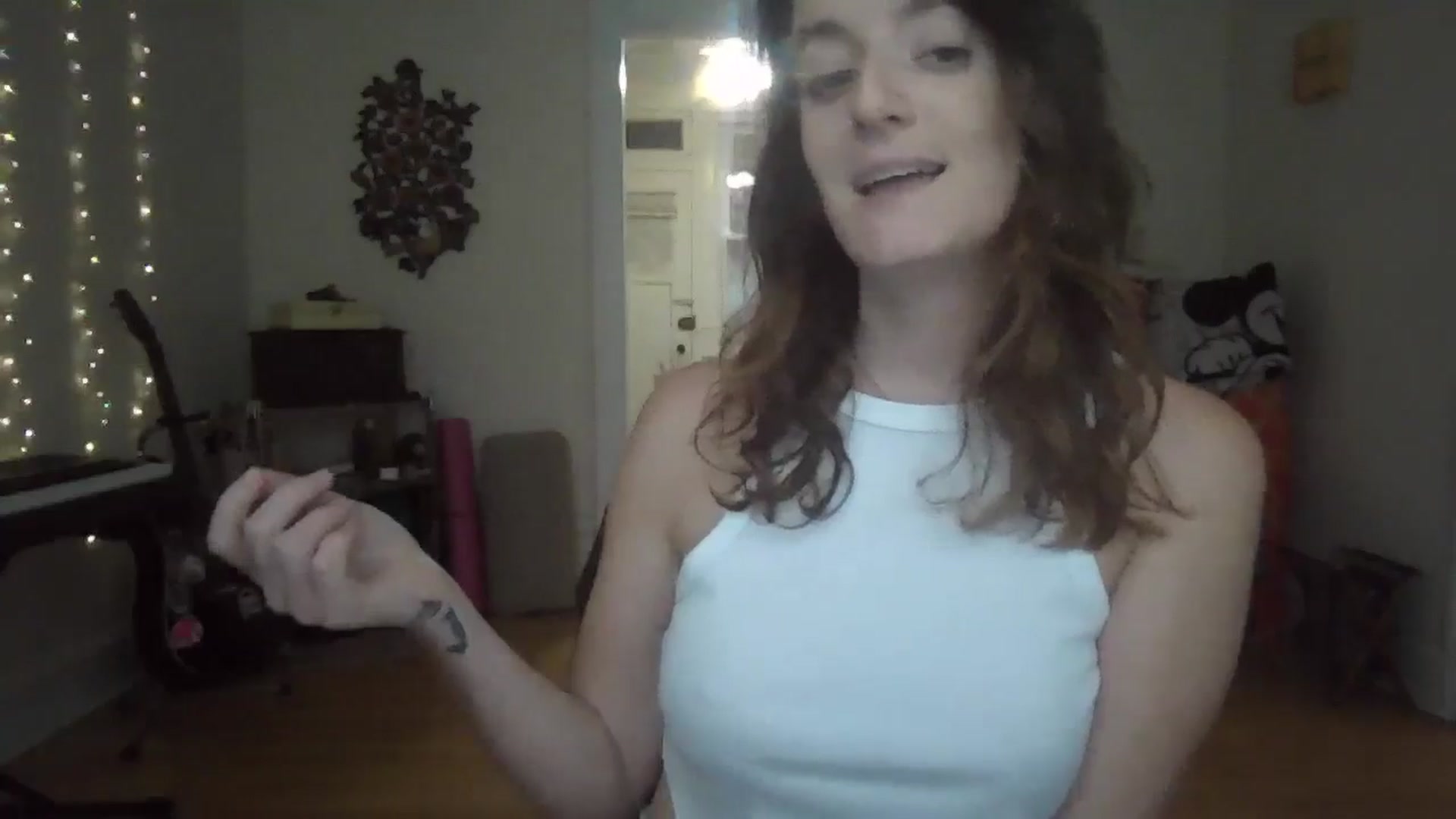 Gallery image thumbnail from EmmalineLime's myfreecams stream on, 07/30/2024, 23:47 image 16 of 20