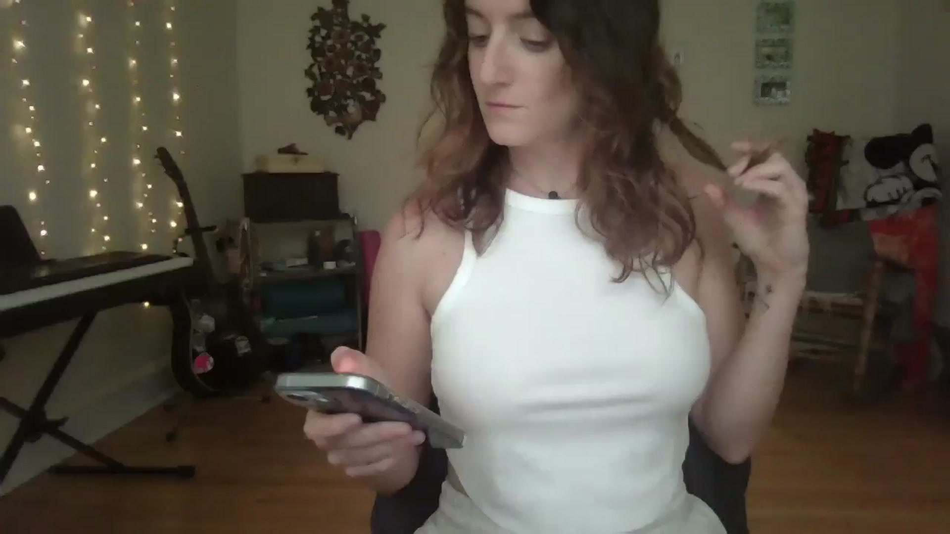 Gallery image thumbnail from EmmalineLime's myfreecams stream on, 07/30/2024, 23:47 image 1 of 20