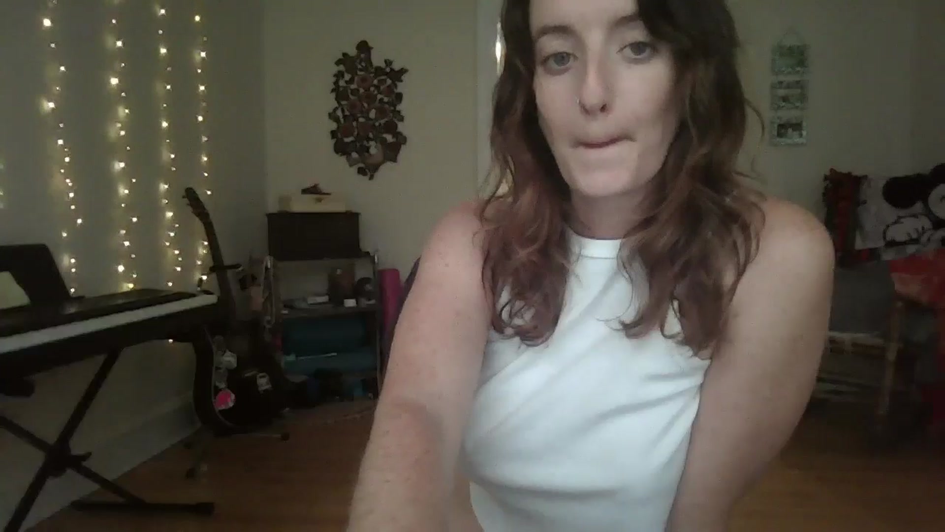 Gallery image thumbnail from EmmalineLime's myfreecams stream on, 07/30/2024, 23:47 image 10 of 20