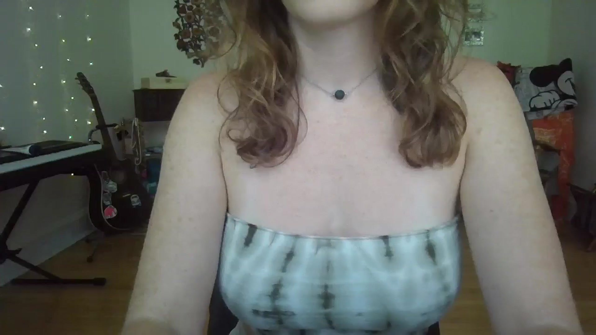 Gallery image thumbnail from EmmalineLime's myfreecams stream on, 08/02/2024, 20:12 image 18 of 20