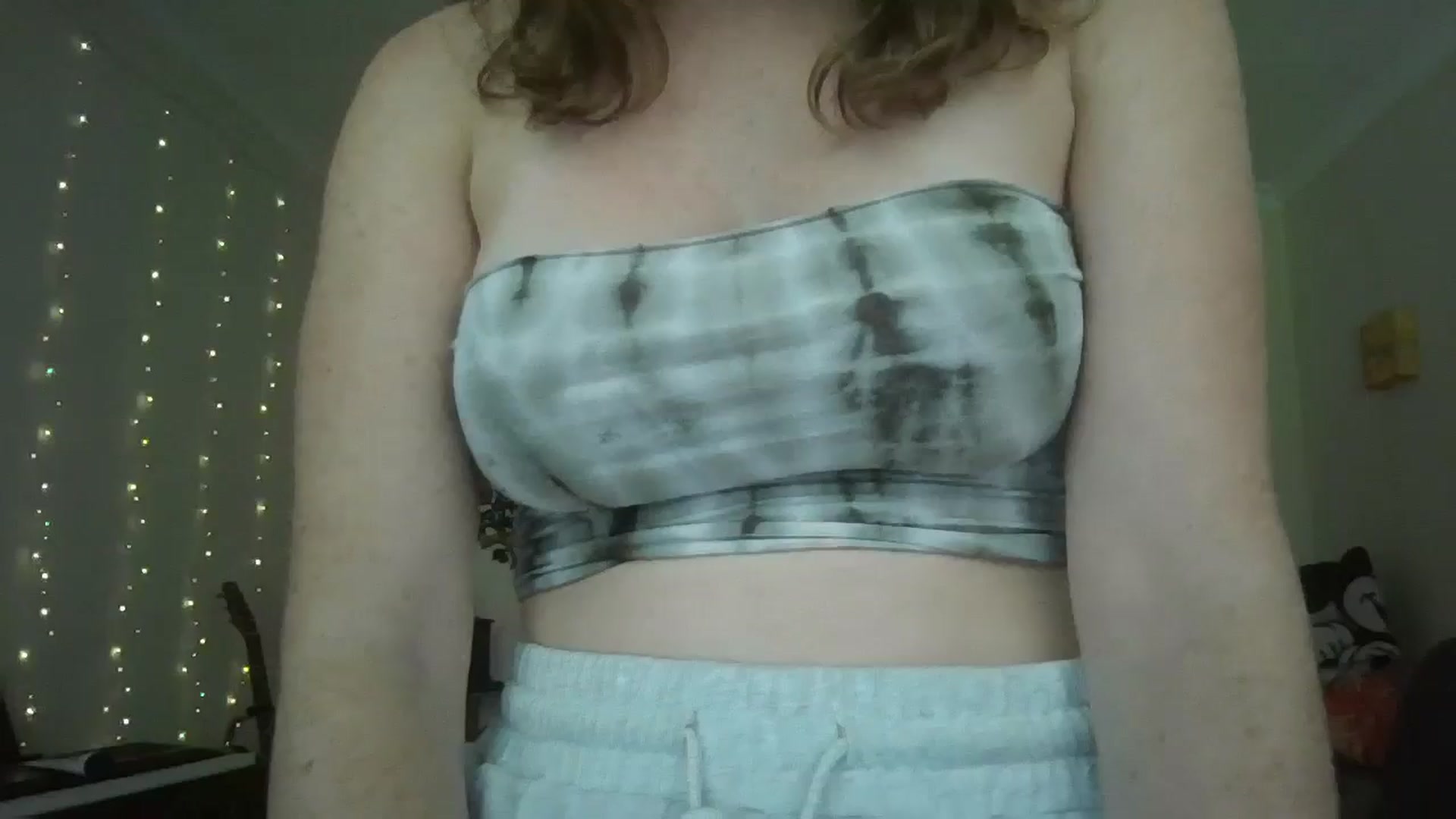 Gallery image thumbnail from EmmalineLime's myfreecams stream on, 08/02/2024, 22:07 image 7 of 20