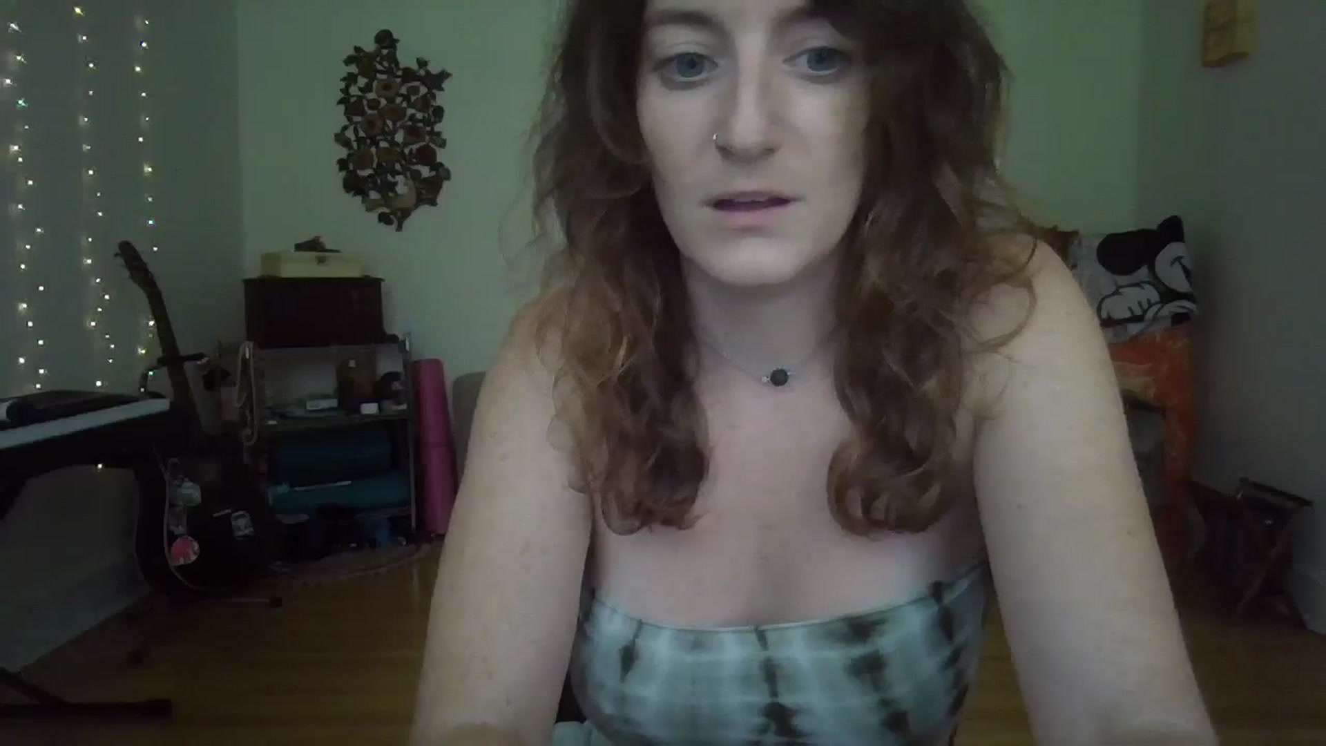 Gallery image thumbnail from EmmalineLime's myfreecams stream on, 08/02/2024, 22:07 image 3 of 20