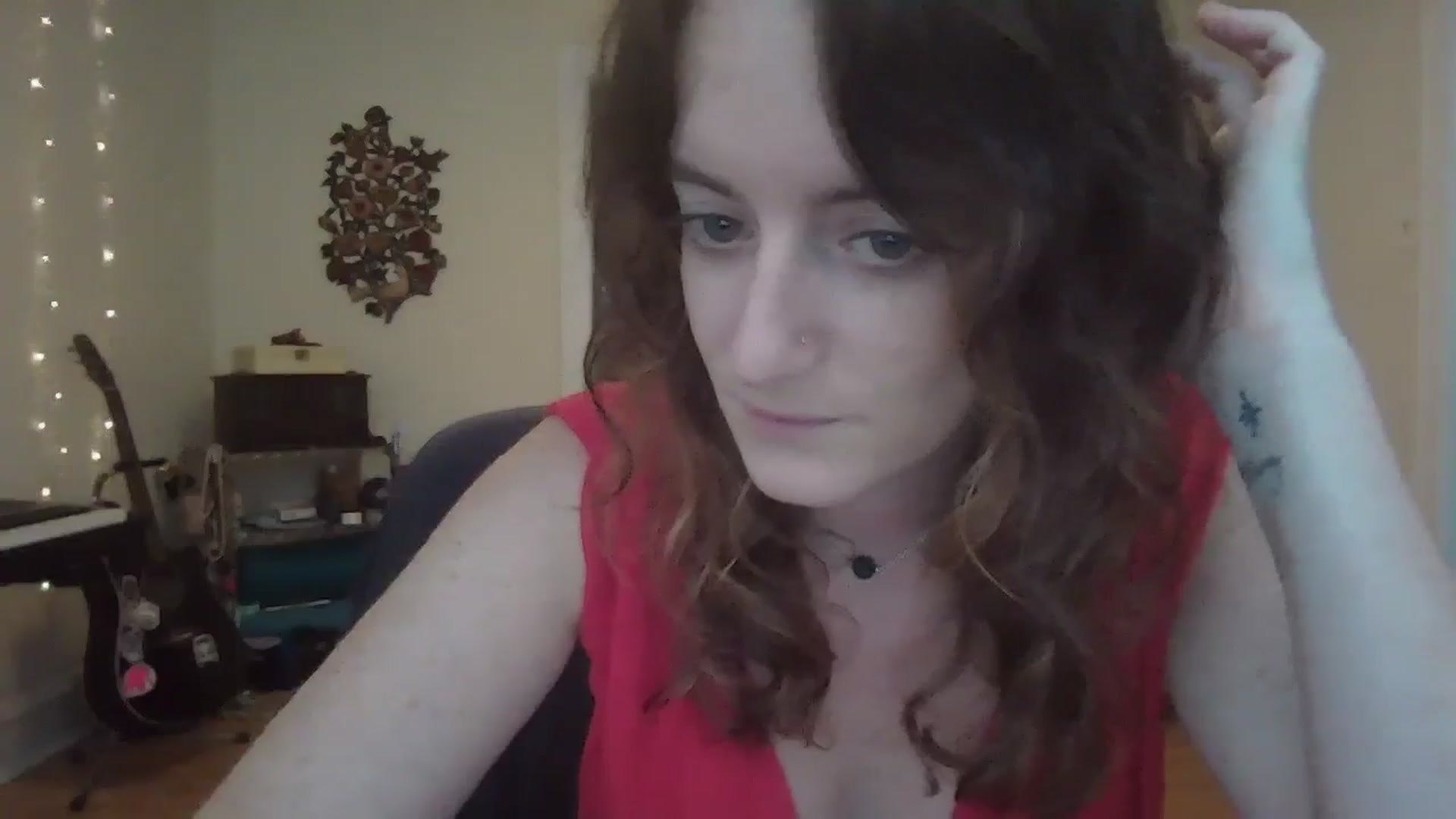 Gallery image thumbnail from EmmalineLime's myfreecams stream on, 08/02/2024, 23:14 image 18 of 20