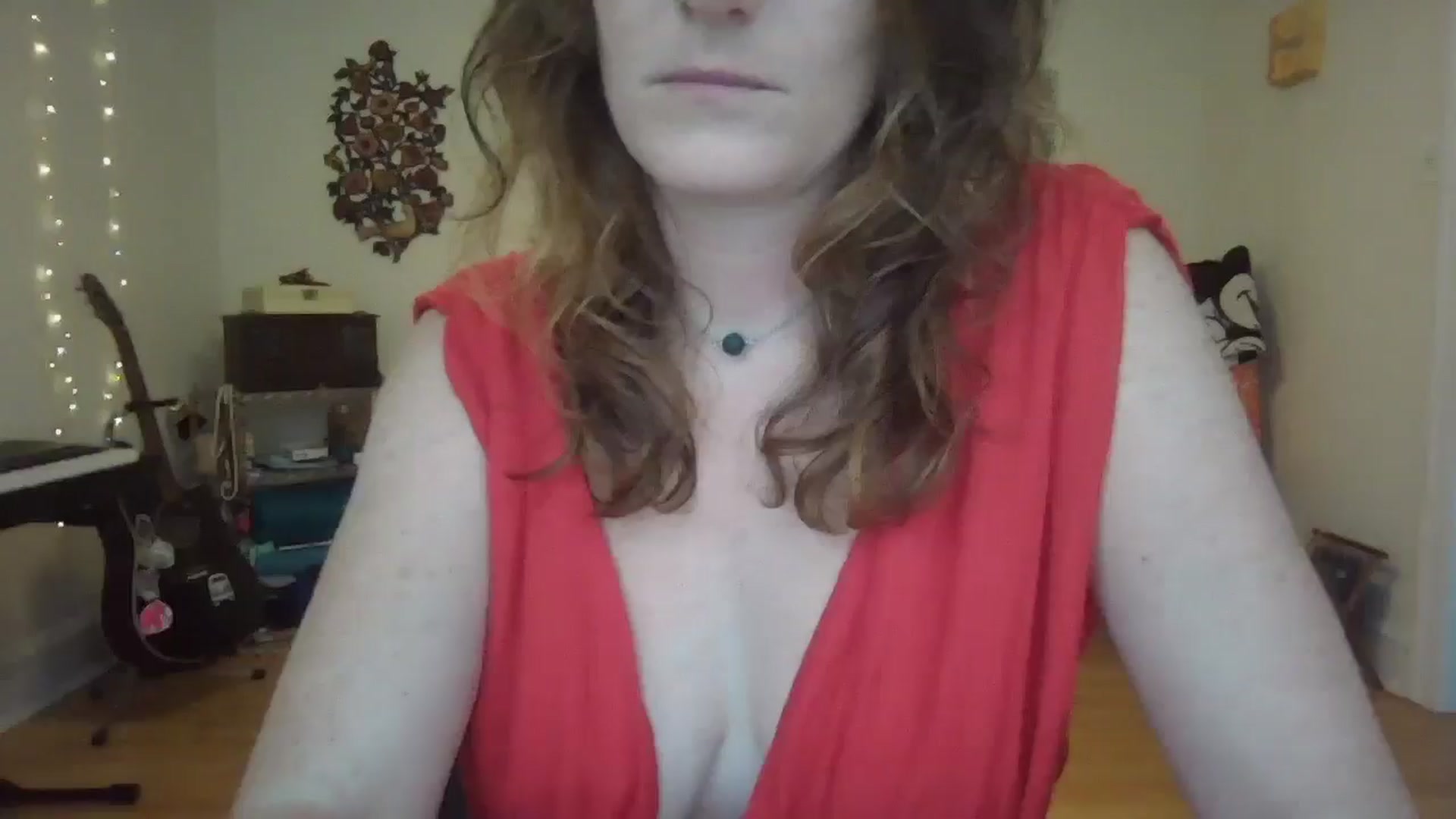 Gallery image thumbnail from EmmalineLime's myfreecams stream on, 08/02/2024, 23:14 image 19 of 20
