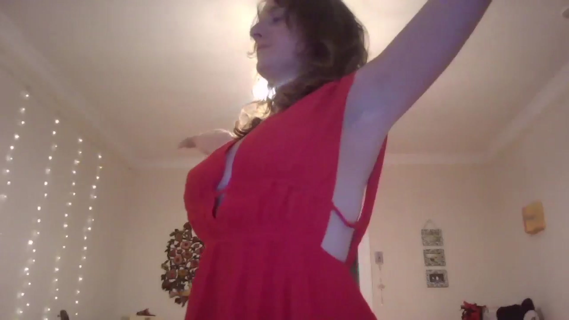 Gallery image thumbnail from EmmalineLime's myfreecams stream on, 08/03/2024, 01:13 image 12 of 20