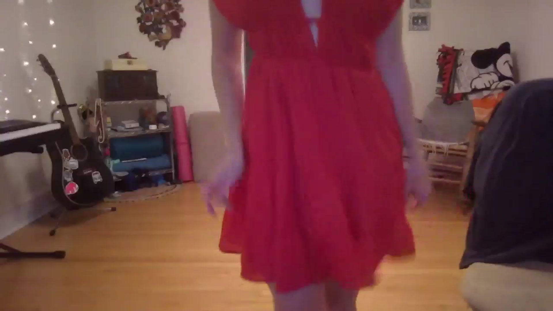 Gallery image thumbnail from EmmalineLime's myfreecams stream on, 08/03/2024, 01:13 image 6 of 20