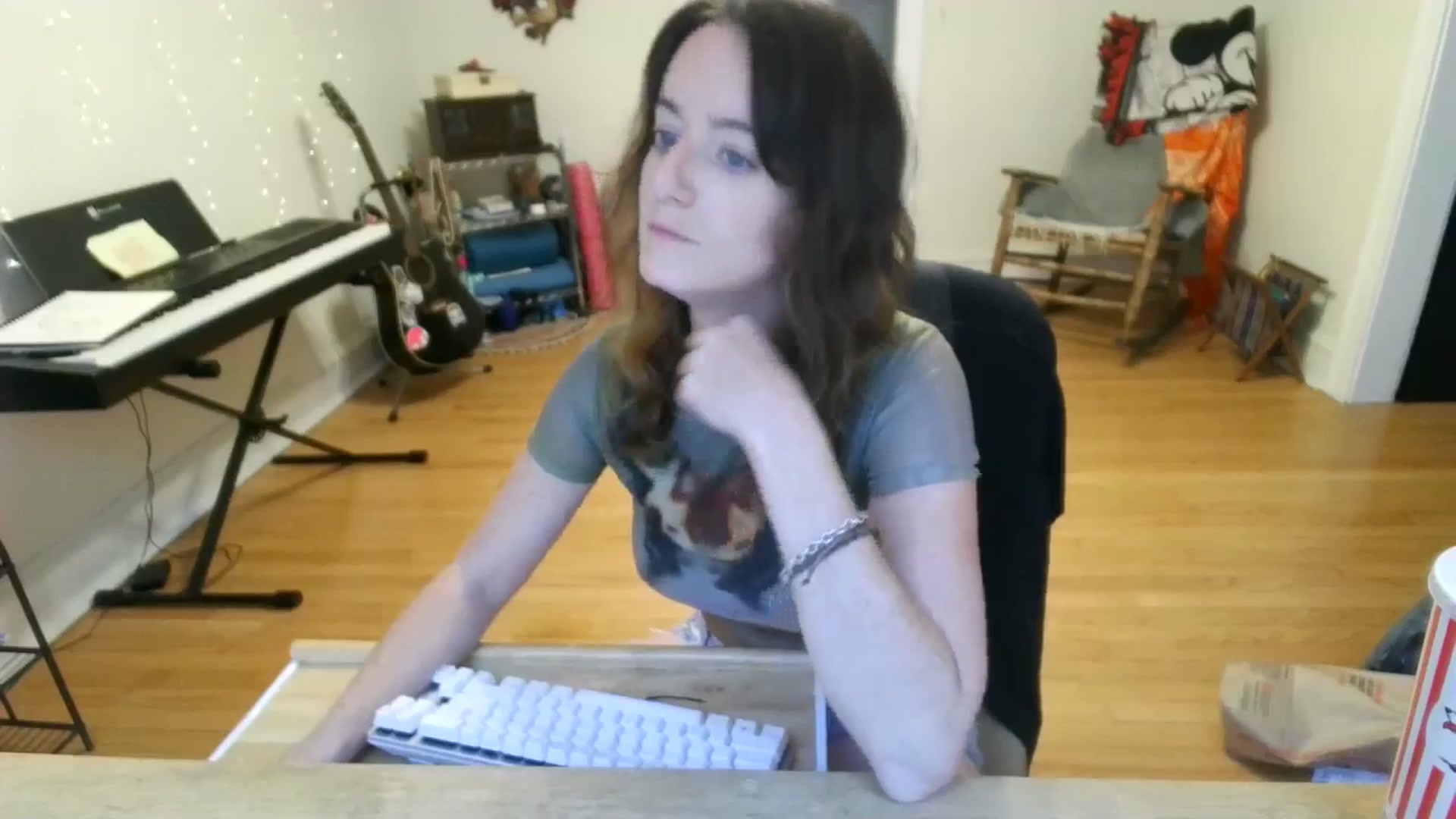 Gallery image thumbnail from EmmalineLime's myfreecams stream on, 08/29/2024, 21:59 image 20 of 20
