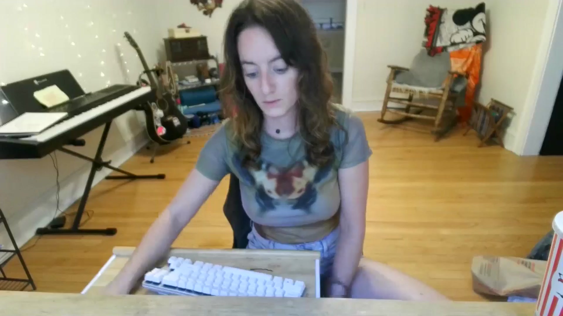 Gallery image thumbnail from EmmalineLime's myfreecams stream on, 08/29/2024, 21:59 image 15 of 20
