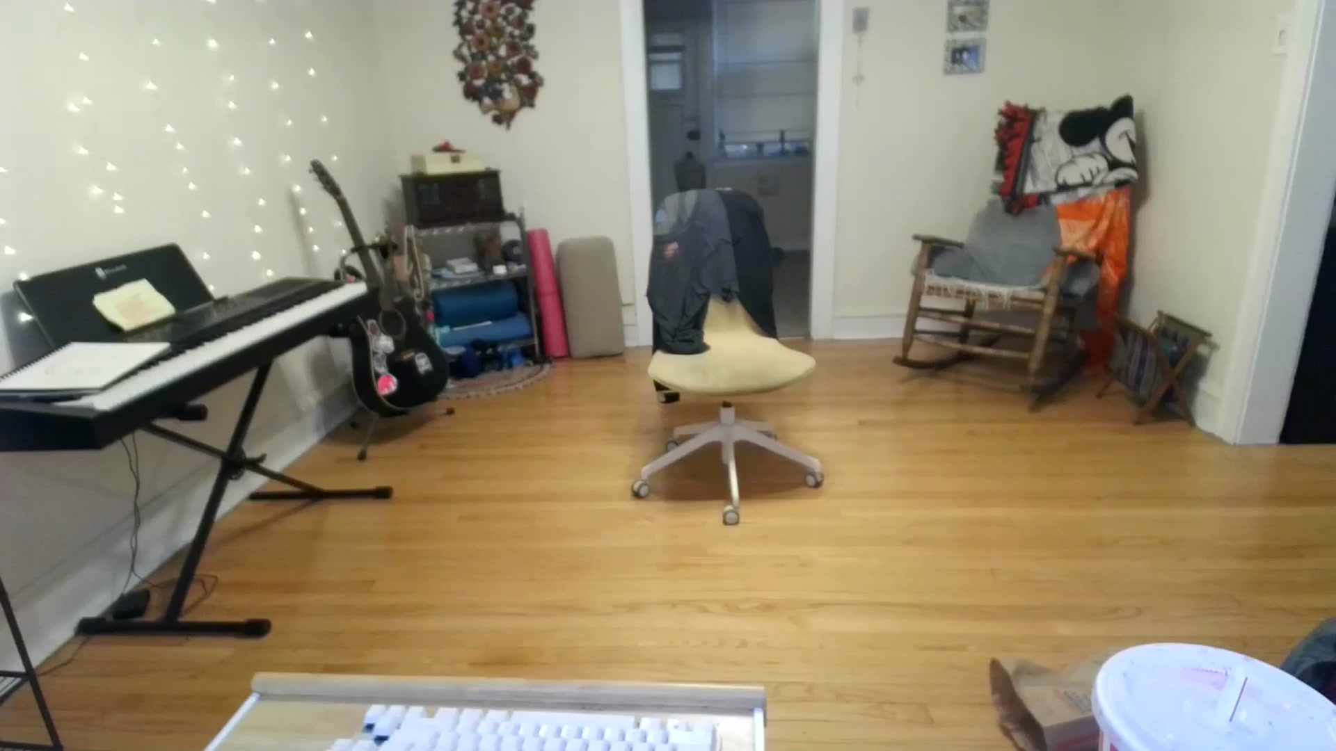 Gallery image thumbnail from EmmalineLime's myfreecams stream on, 08/29/2024, 23:17 image 2 of 20