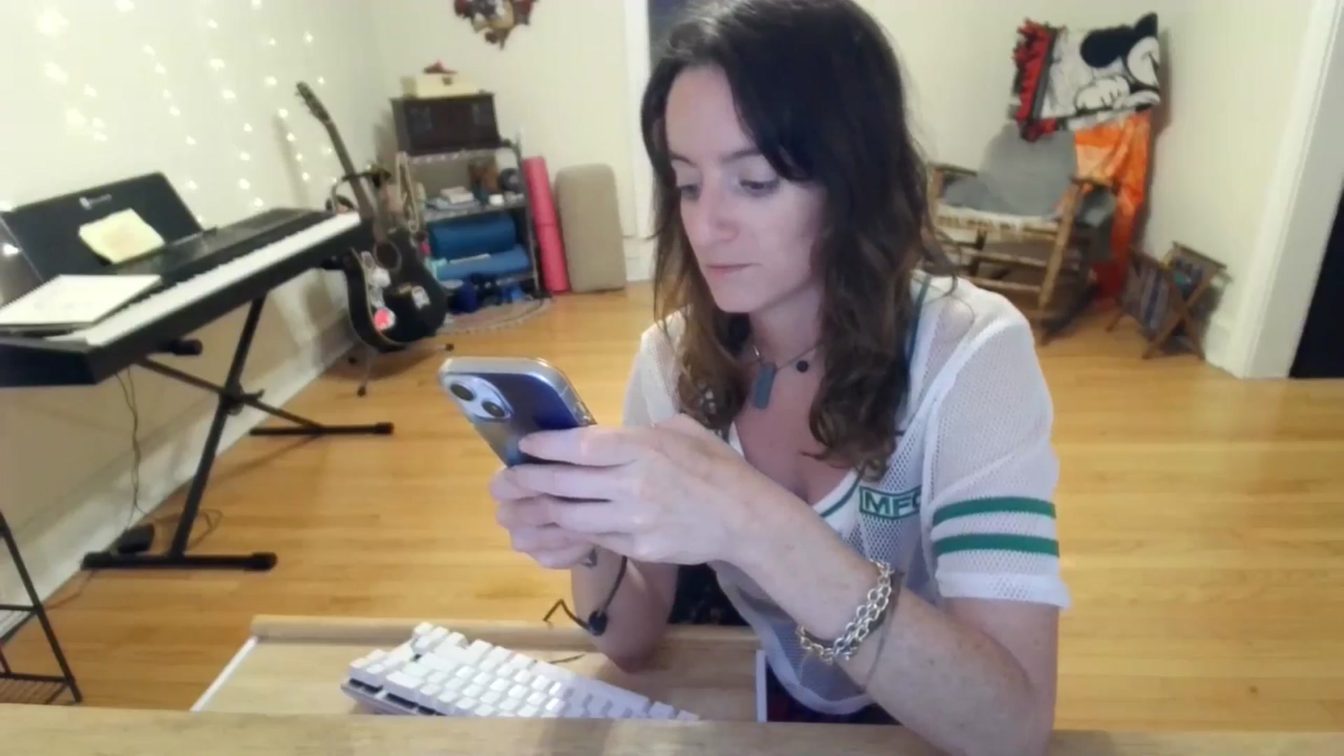 Gallery image thumbnail from EmmalineLime's myfreecams stream on, 08/30/2024, 23:47 image 16 of 20