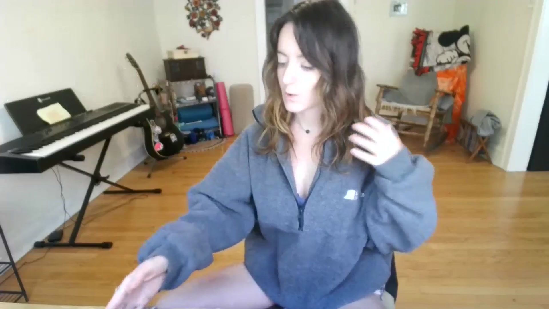 Gallery image thumbnail from EmmalineLime's myfreecams stream on, 09/08/2024, 16:22 image 13 of 20
