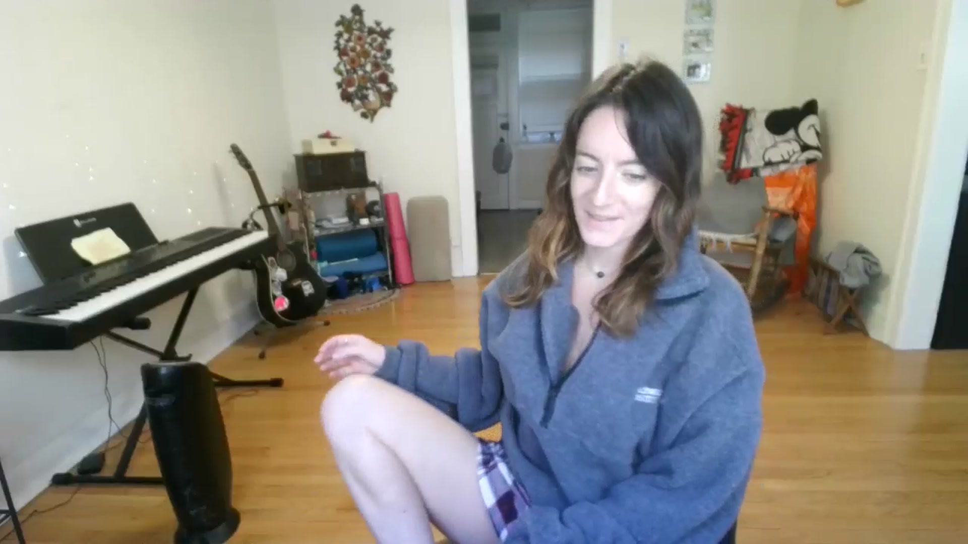 Gallery image thumbnail from EmmalineLime's myfreecams stream on, 09/08/2024, 19:28 image 5 of 20