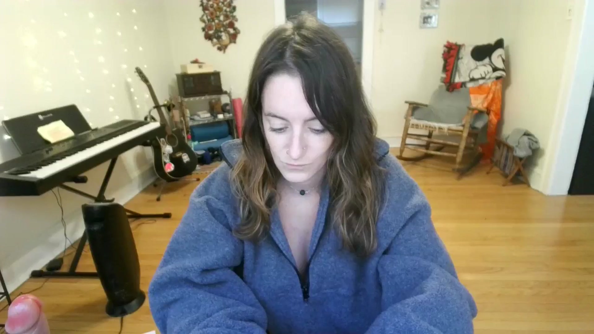 Gallery image thumbnail from EmmalineLime's myfreecams stream on, 09/08/2024, 20:39 image 4 of 20