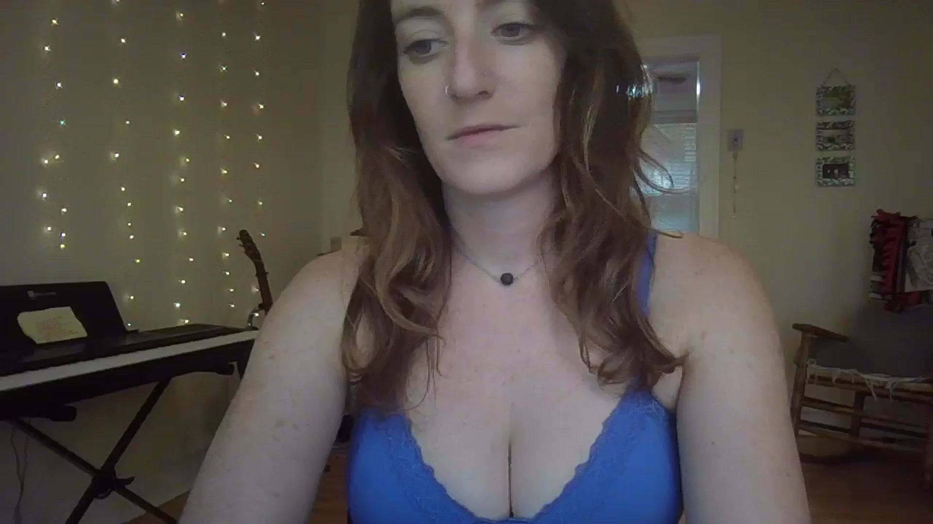 Gallery image thumbnail from EmmalineLime's myfreecams stream on, 09/15/2024, 20:58 image 5 of 20