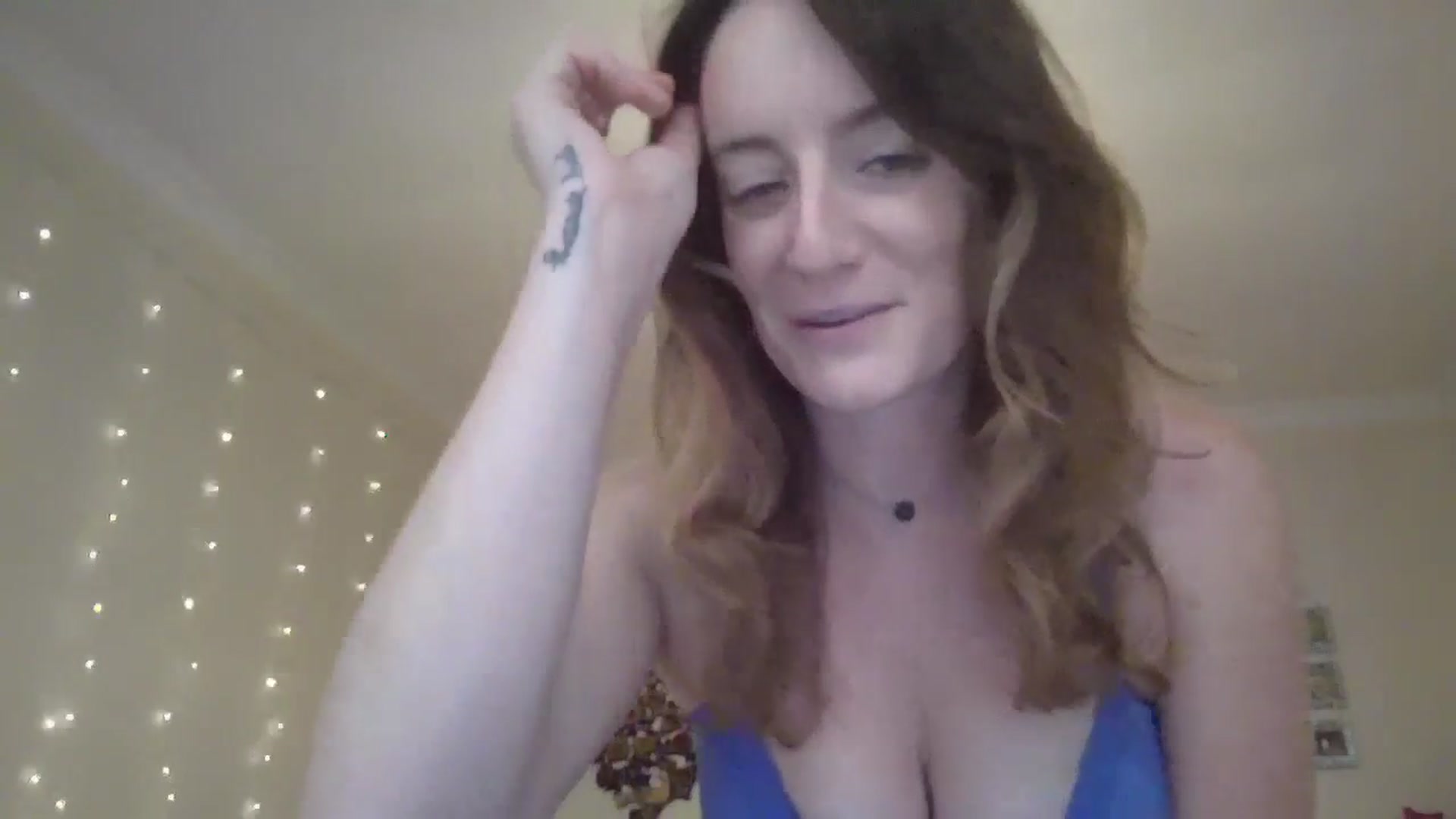 Gallery image thumbnail from EmmalineLime's myfreecams stream on, 09/15/2024, 20:58 image 17 of 20